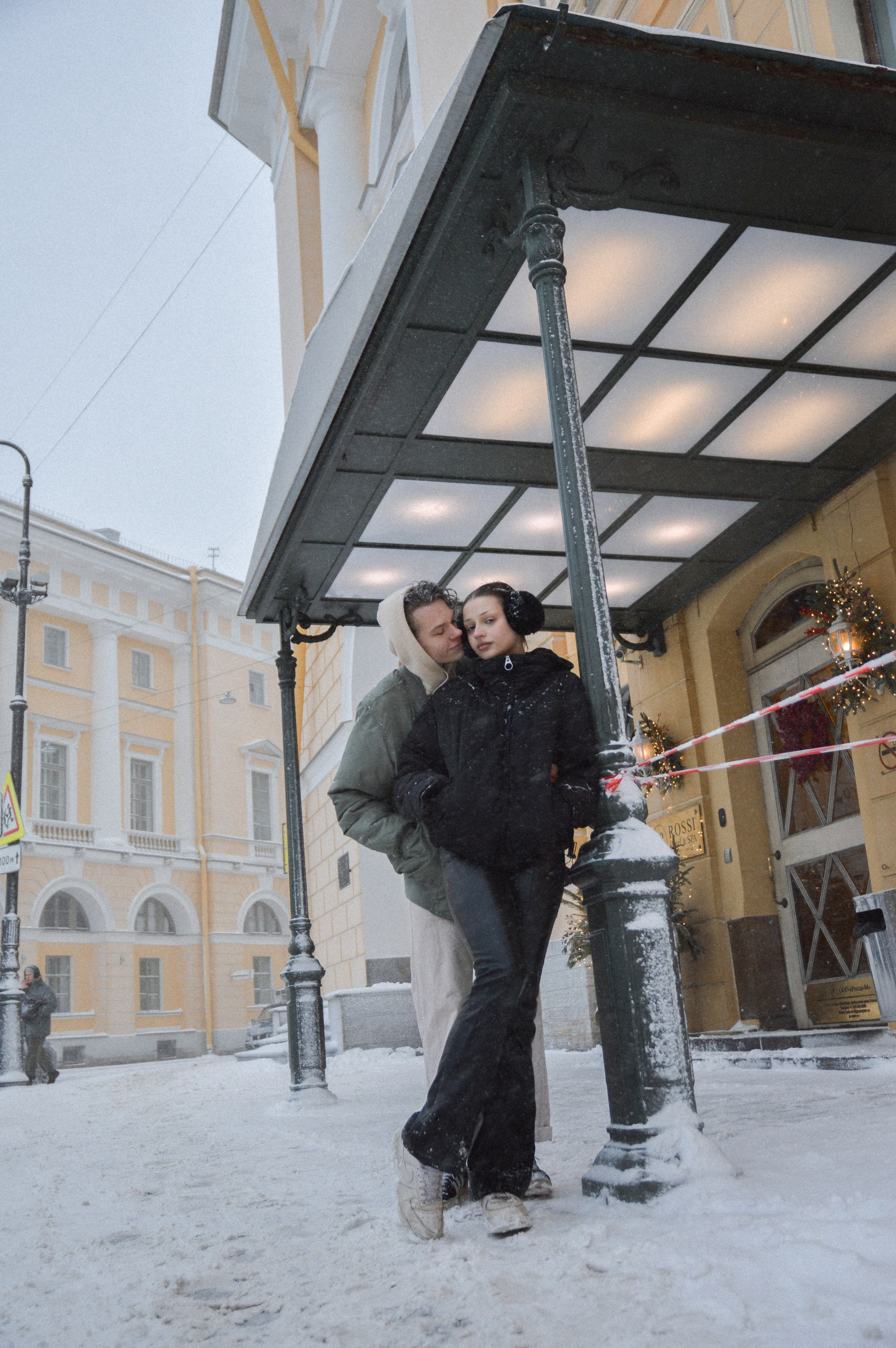Под снегом. Питерский фотограф