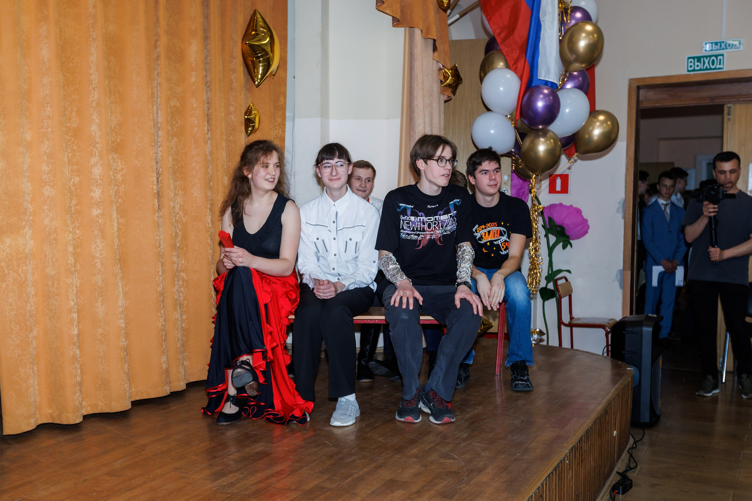 11 класс / Последний звонок / МехМат / г. Москва. Детский и семейный фотограф Мария Киселёва. Москва