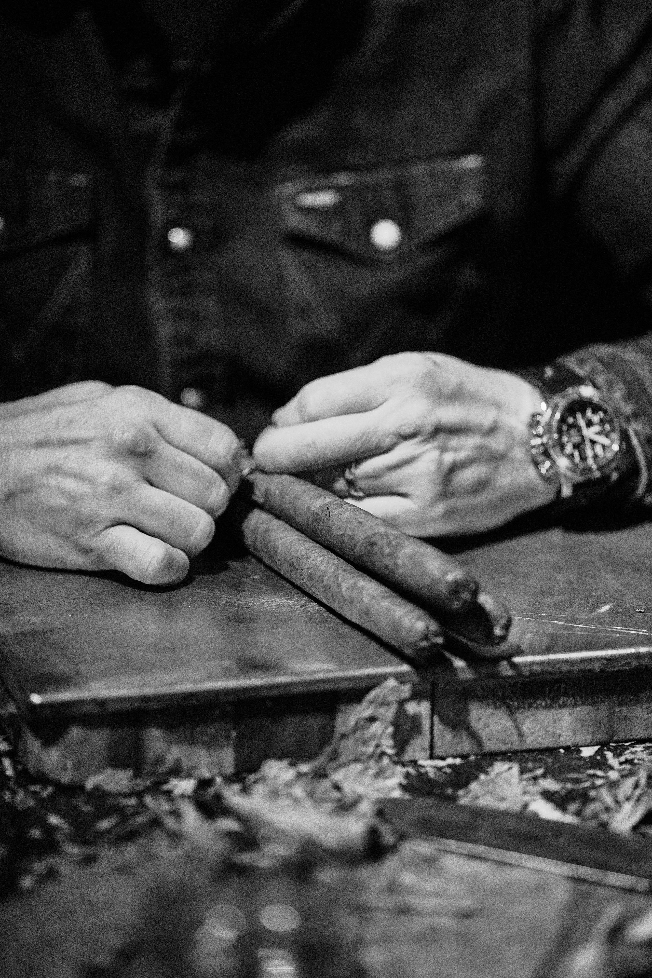 Сигарный клуб на Якиманке. Репортажный фотограф в Москве Константин Дерягин