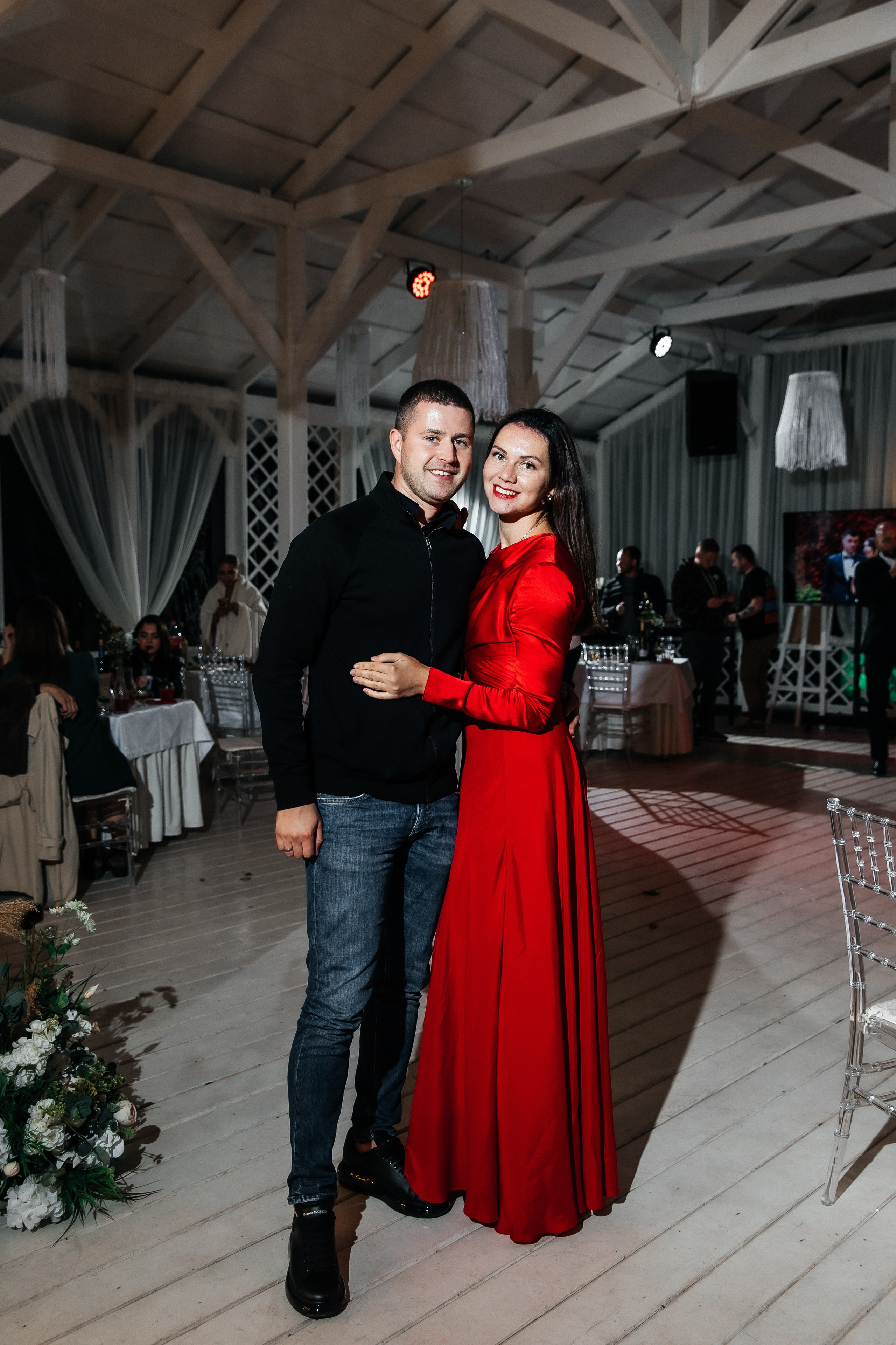 Михаил и Александра. День 2 — с друзьями. 18.09.21. Свадебный и Семейный фотограф г. Ижевск Гульназ Солдатова. Гульназ фото