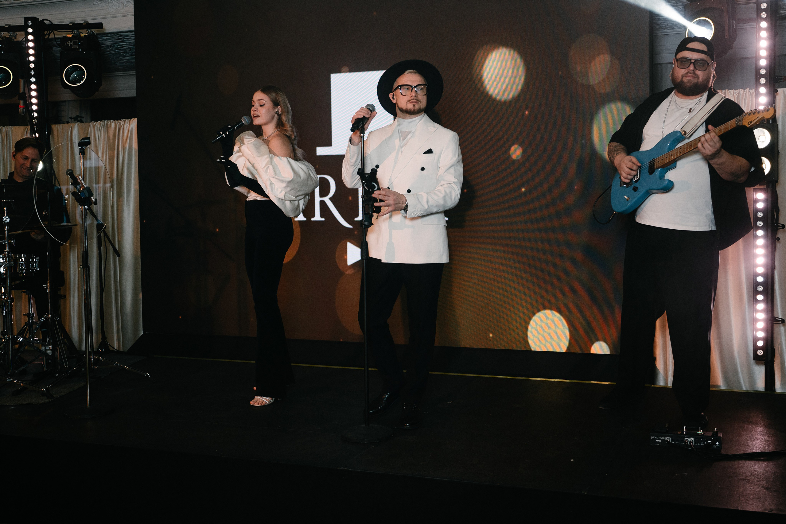 Новогодний вечер в Артисте. Свадебный и семейный фотограф в Воронеже Анастасия Бойко