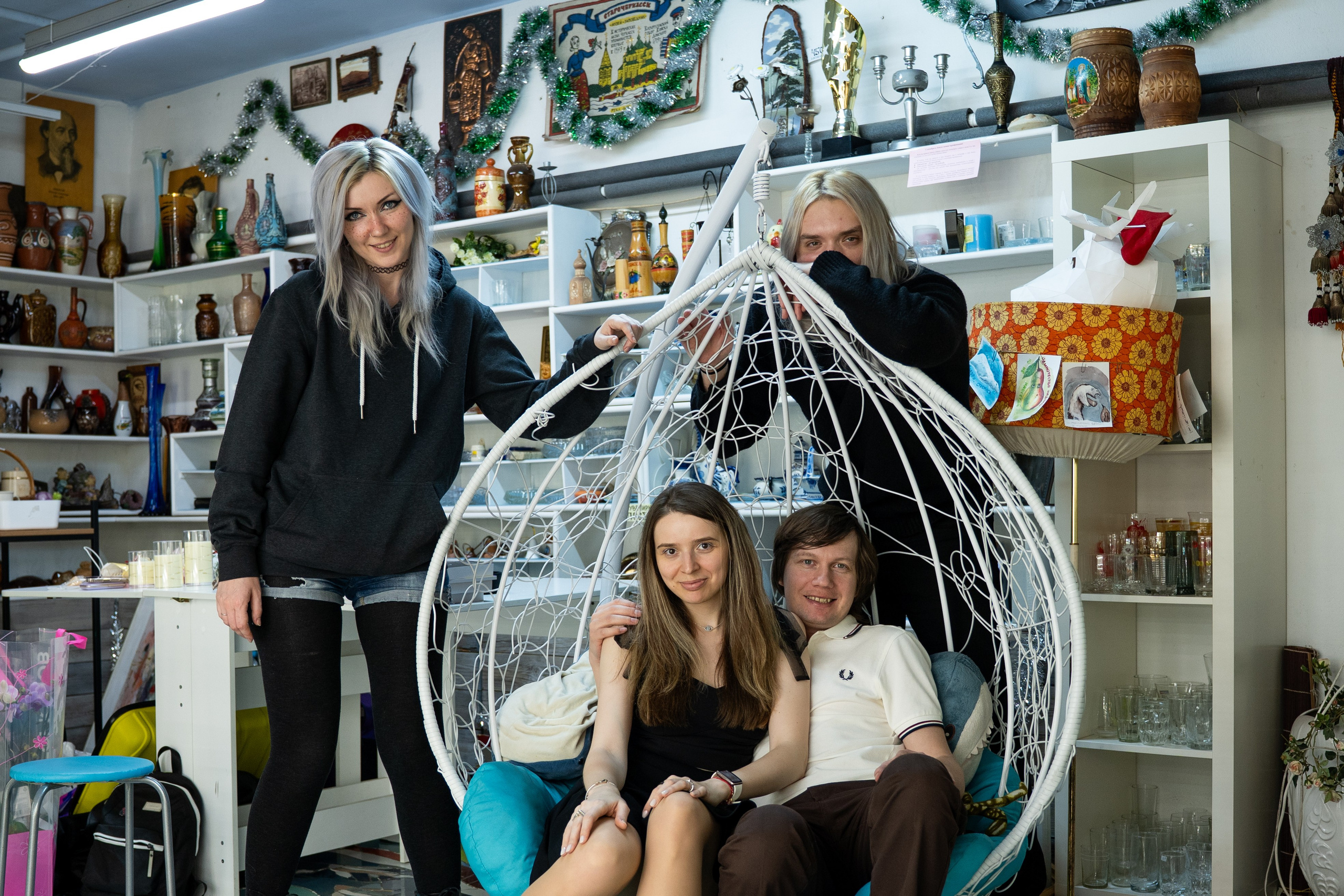 Музыкально-поэтический перфоманс на некорпоративе «Мы больше этой суеты». Репортажный фотограф в Москве Legiodot