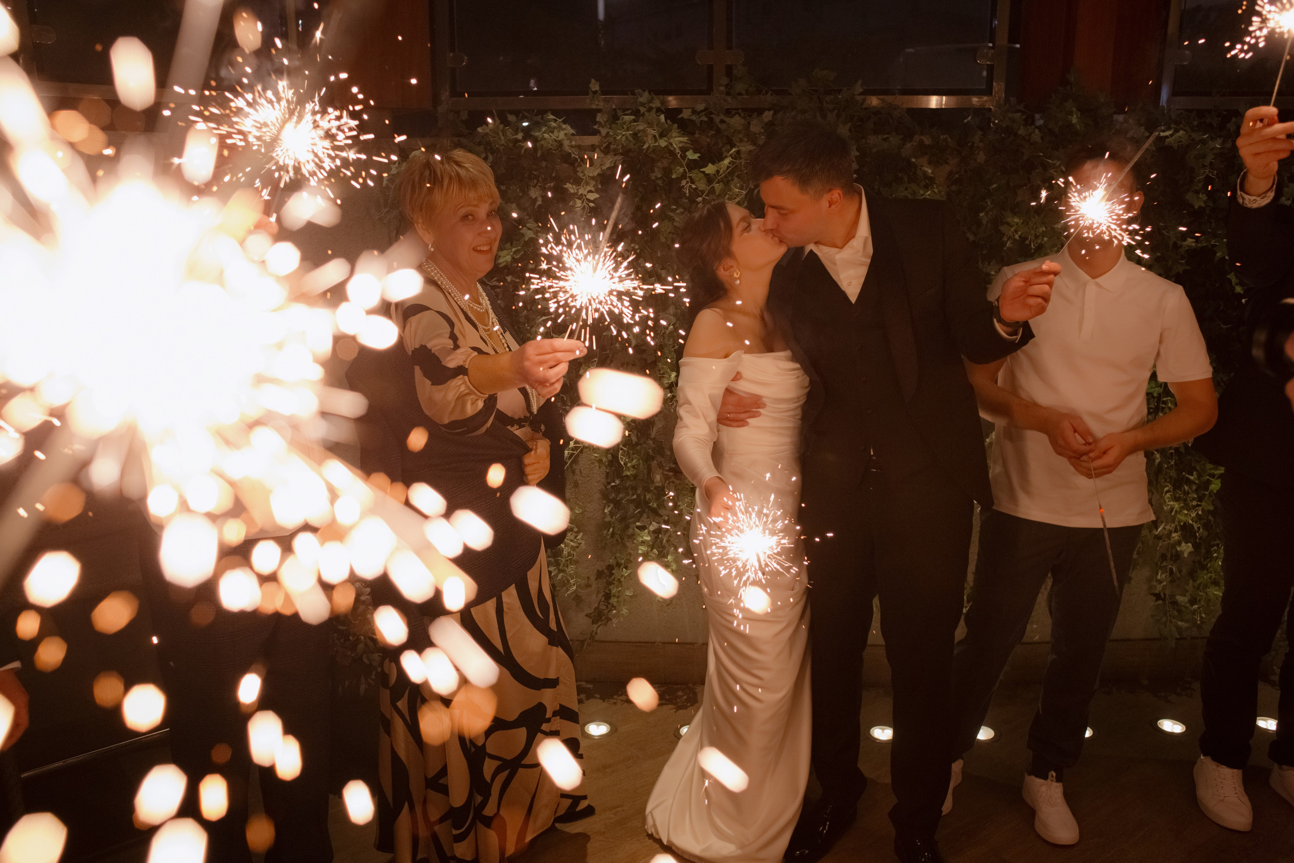 Свадебный фотограф Ростов — Искренняя история любви Алексея и Юлии в фото. Свадебный и семейный фотограф в Таганроге Бакарюк Антон