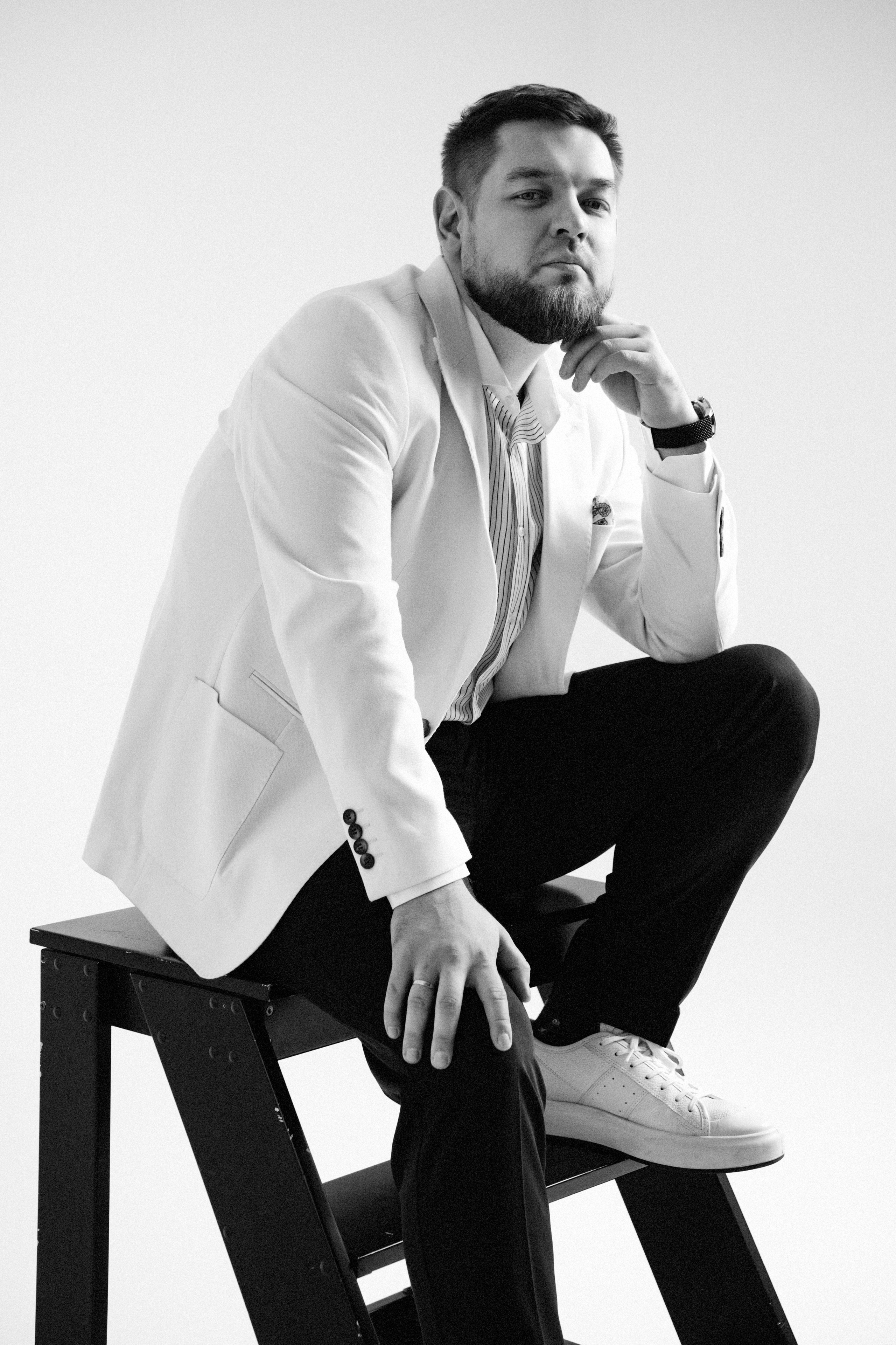 Деловые Портреты женщин и мужчин. Студийный и Рекламный Фотограф в Екатеринбурге Сергей Минин