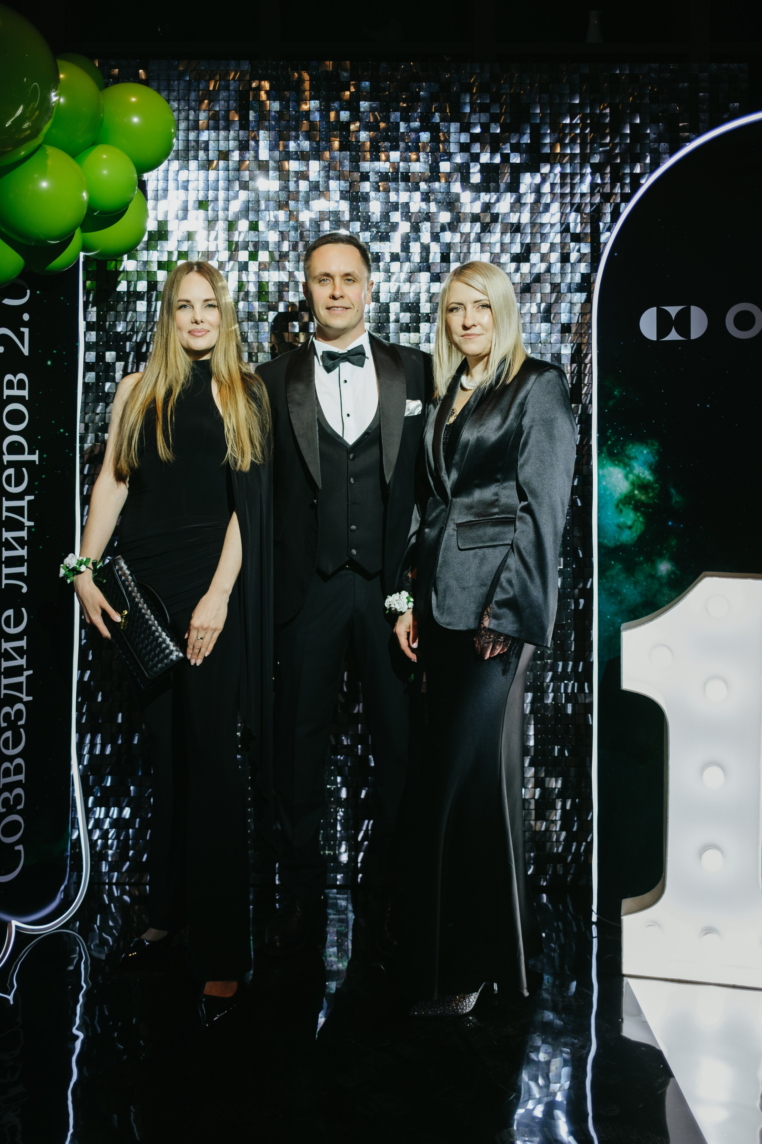 Корпоратив в Сириусу (Адлер) 10 лет компании. Свадебный фотограф Денис Ожигин в Краснодаре и крае. Эмоциональная и стильная съемка вашего дня