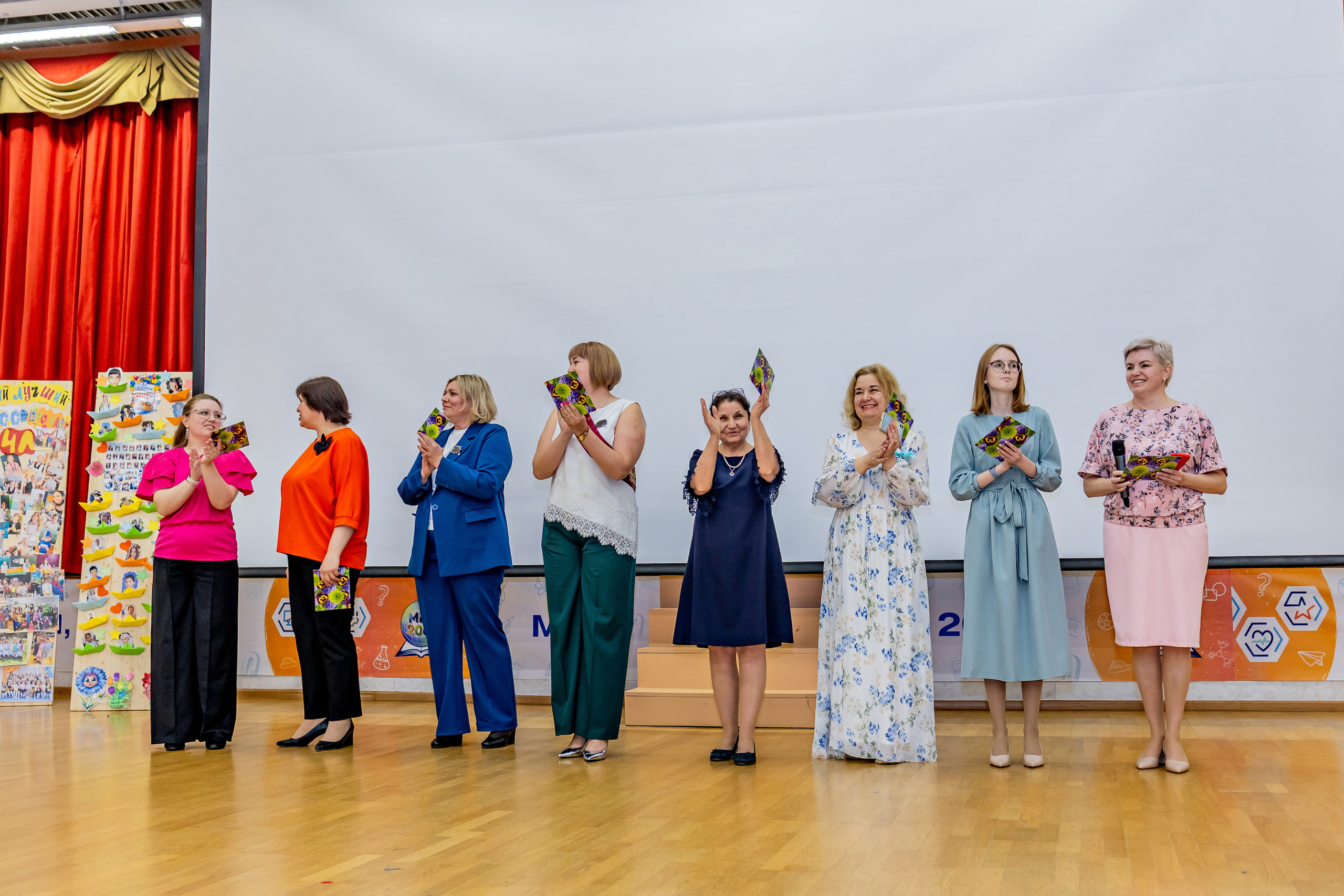 Выпускной праздник в начальной школе. Фотограф и видеограф Москва. Свадебный фотограф, видеограф. Выпускные альбомы. Оживающие альбомы