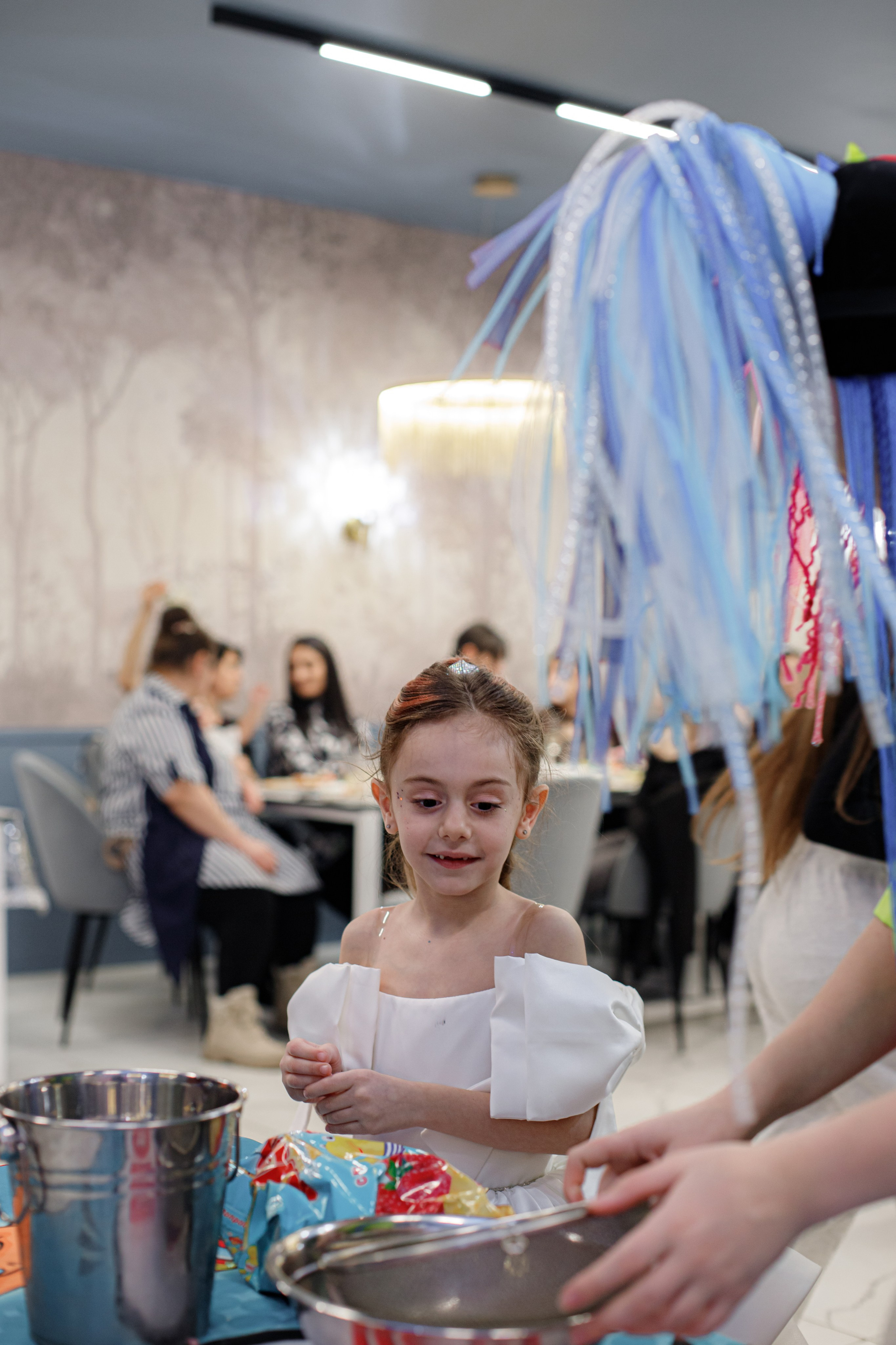 ASIA'S BIRTHDAY PARTY. Photokarish