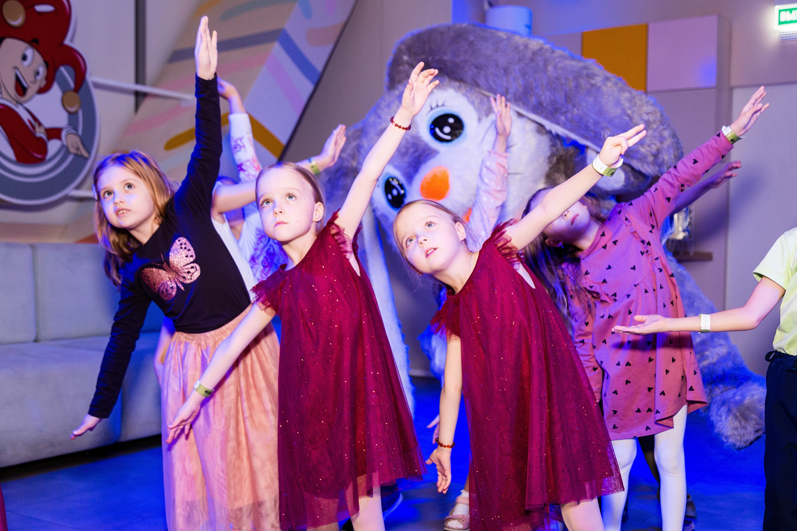 Лиде и Лизе 6 лет. Детский фотограф видеограф в Хабаровске Михаил Орлов