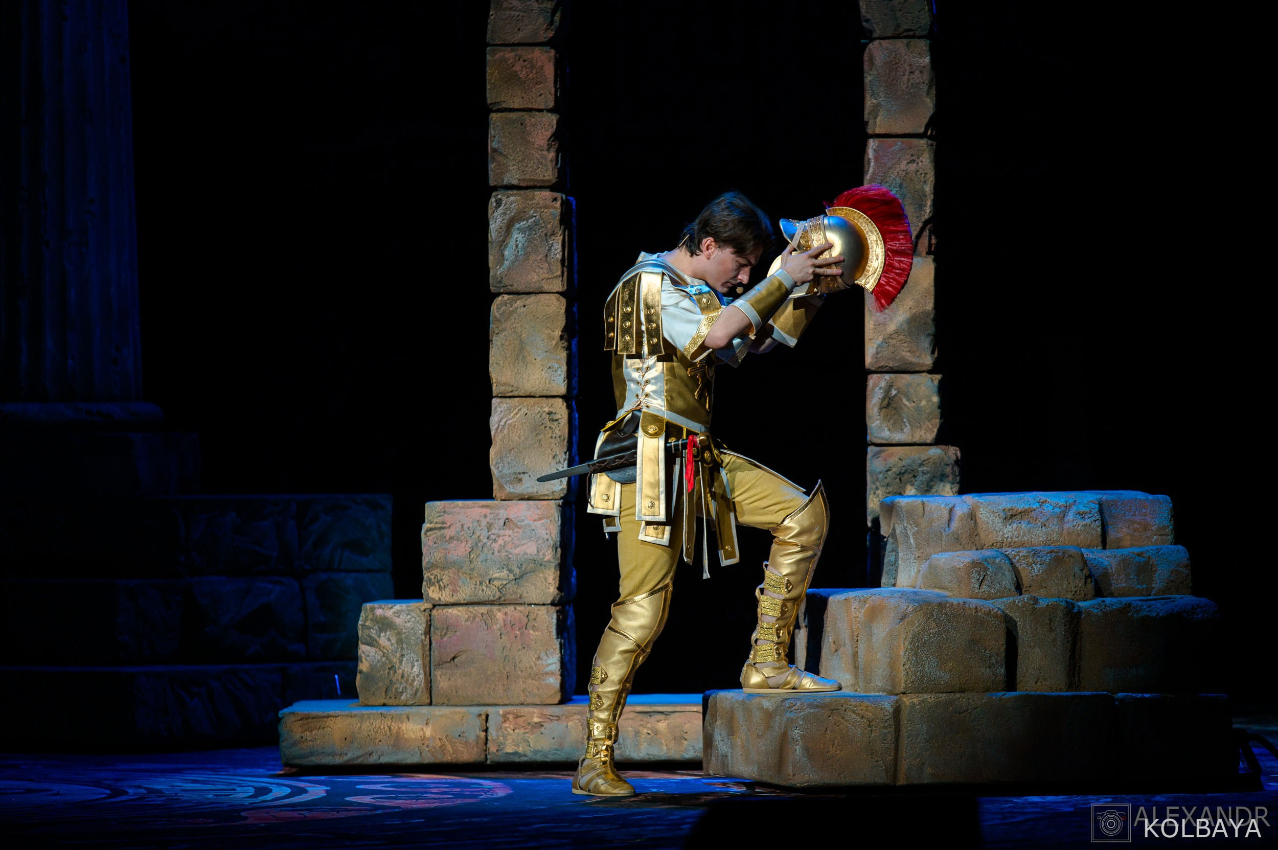 Фоторепортаж со спектакля Гладиатор в Театре Терезы Дуровой. Концертный и театральный репортажный фотограф в Москве Александр Колбая