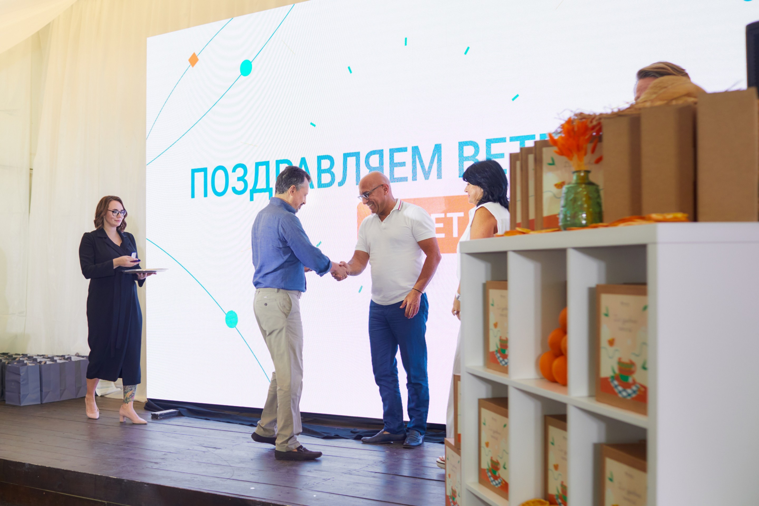 День Рождения компании. Event фотограф Александр Осин. г. Москва