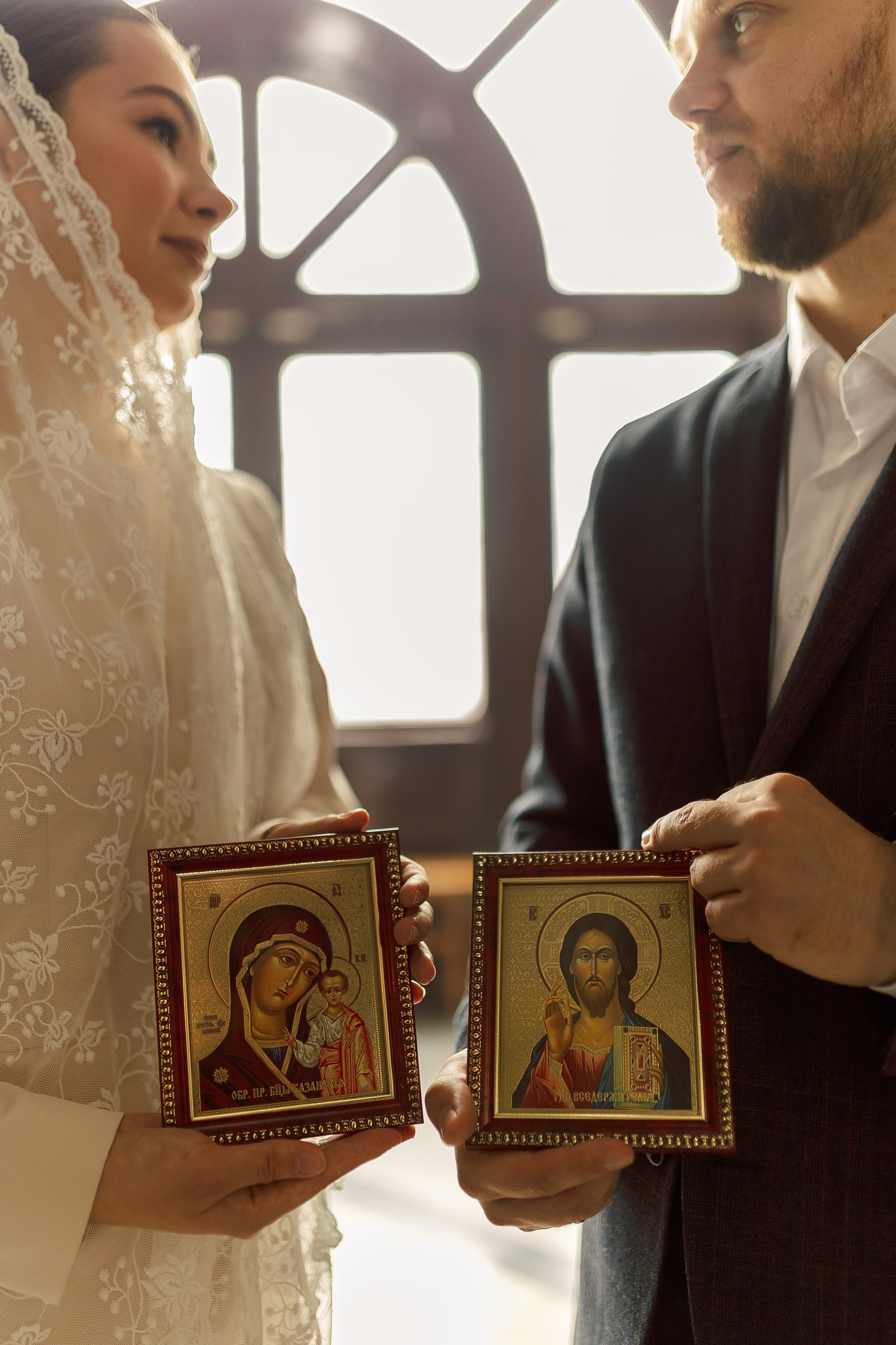 Венчание в храме Стефана Пермского. Семейный фотограф в Москве Анна Пожарская