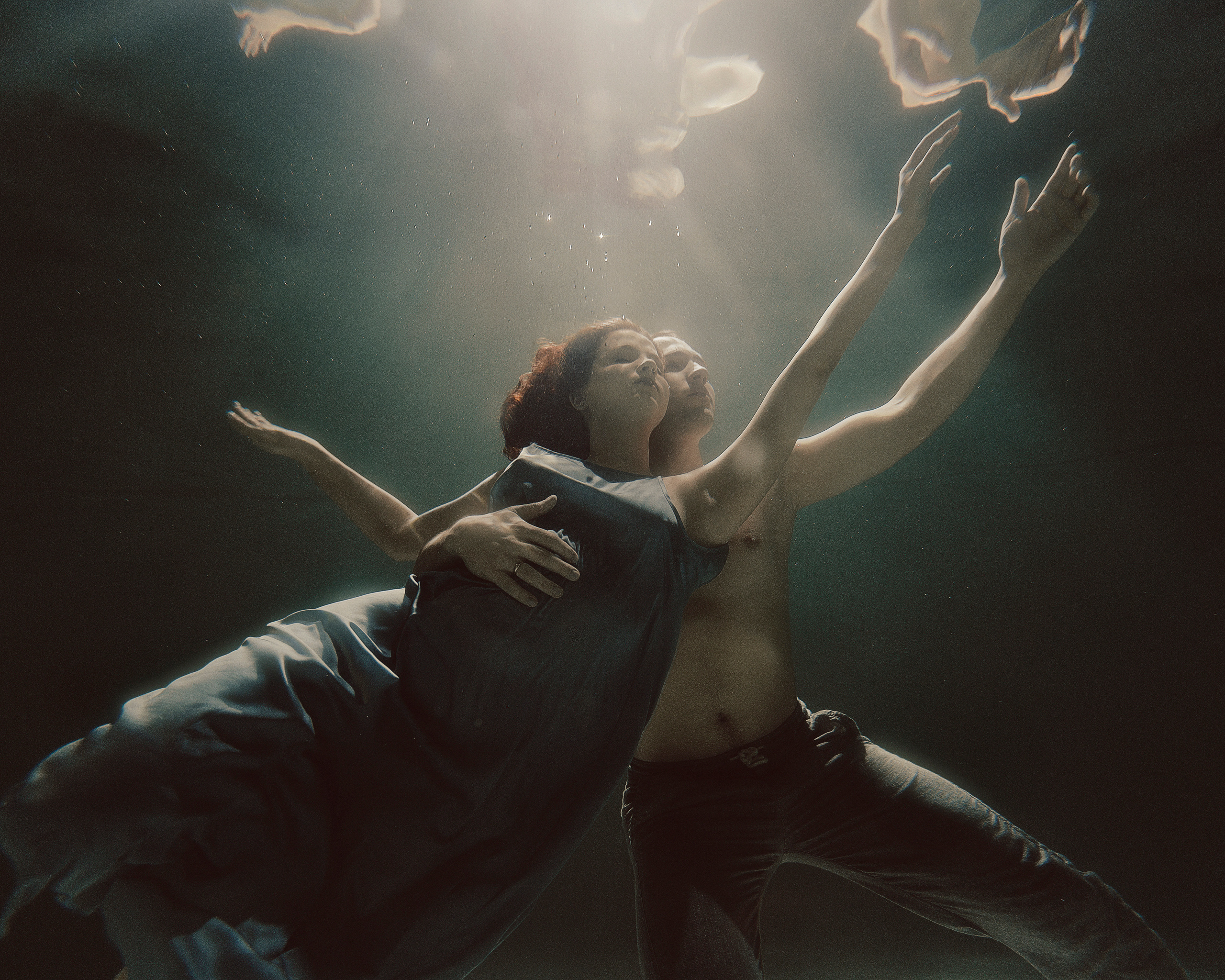 Under the water. Портретный фотограф Уфа Москва Санкт-Петербург Lulu Weightless