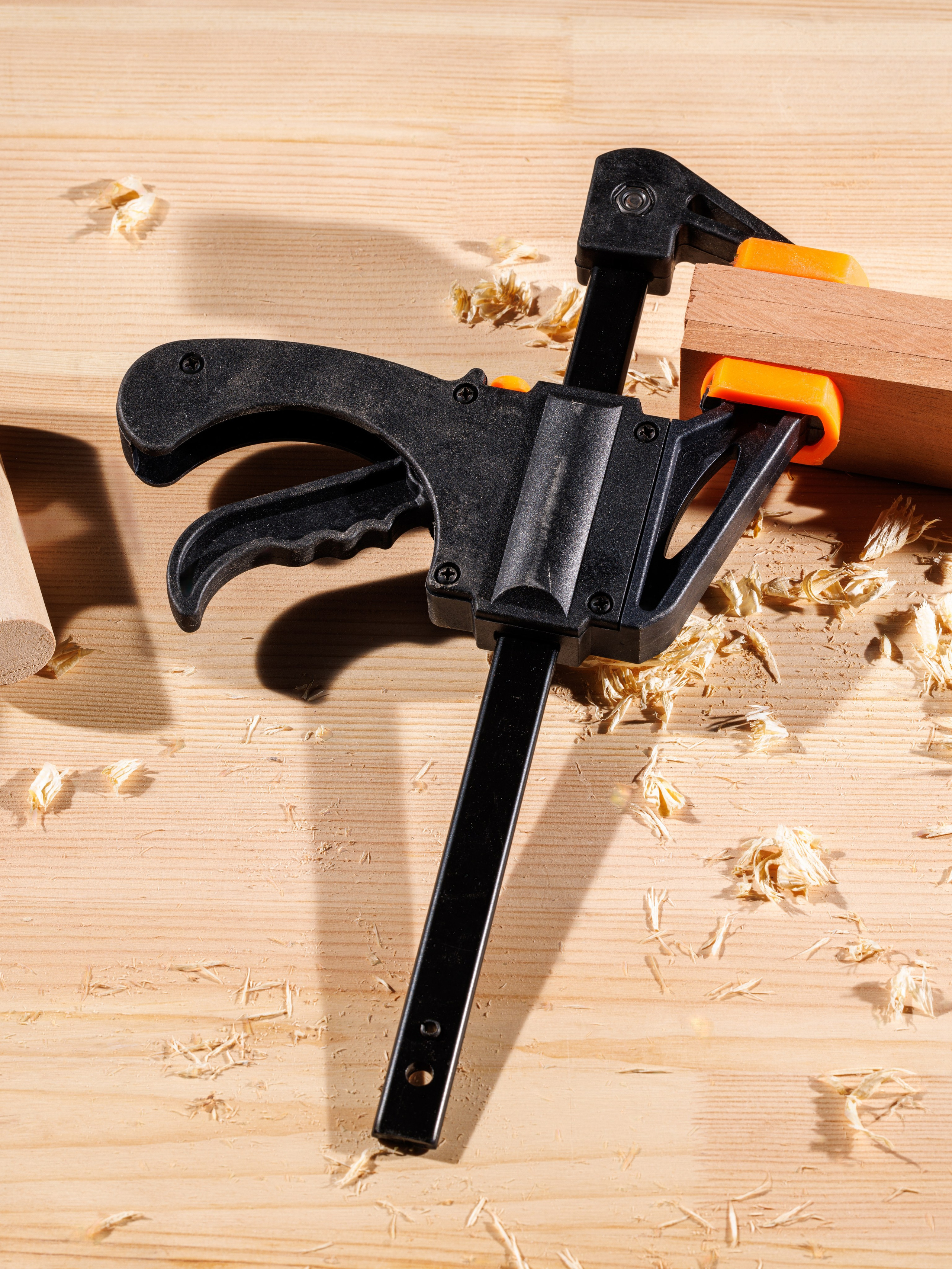 Струбцины в мастерской. Сергей Шестов фотограф из Нижнего Новгорода