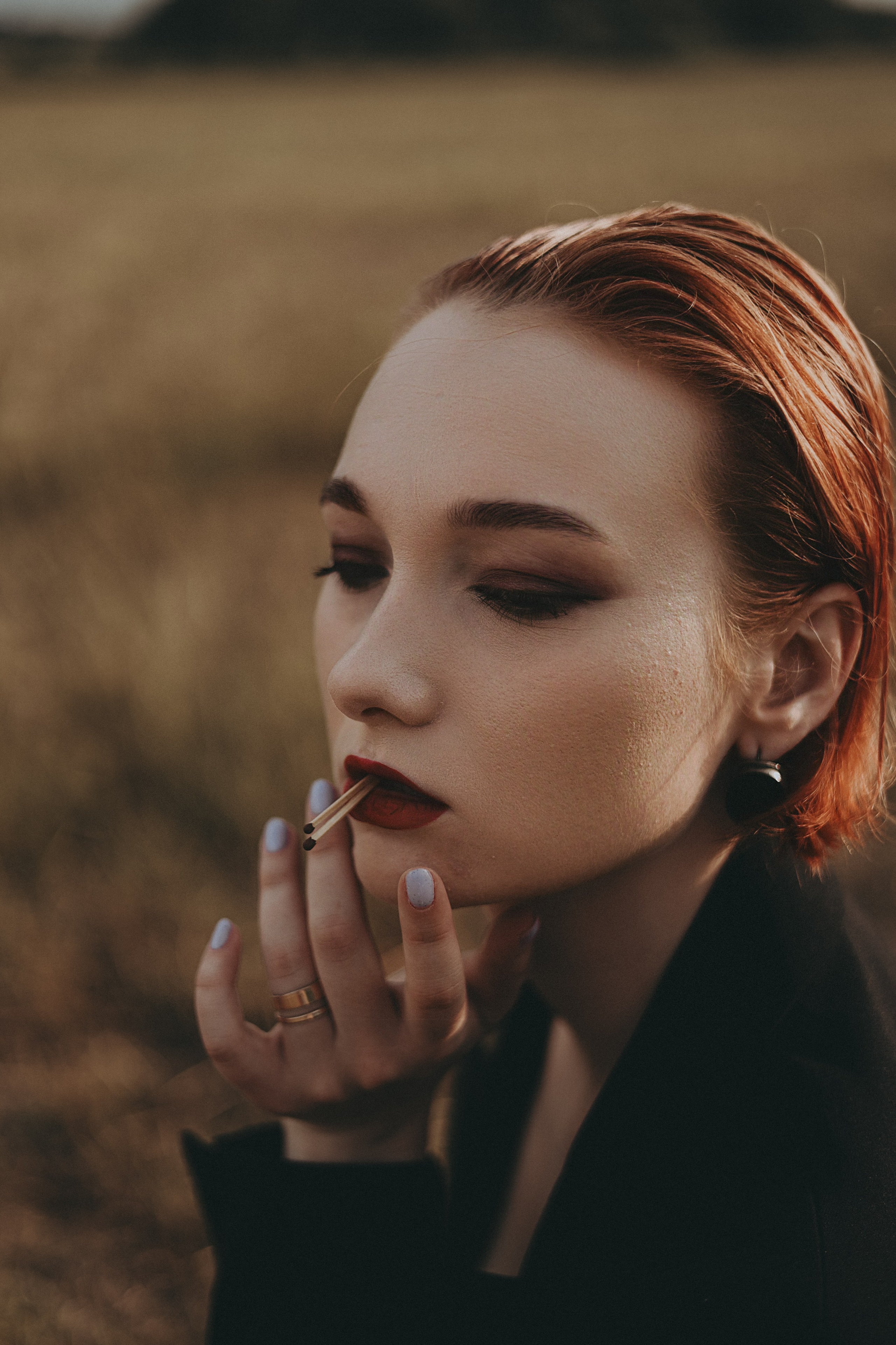 Дарья|Поле. Фотограф Мария Лаенко