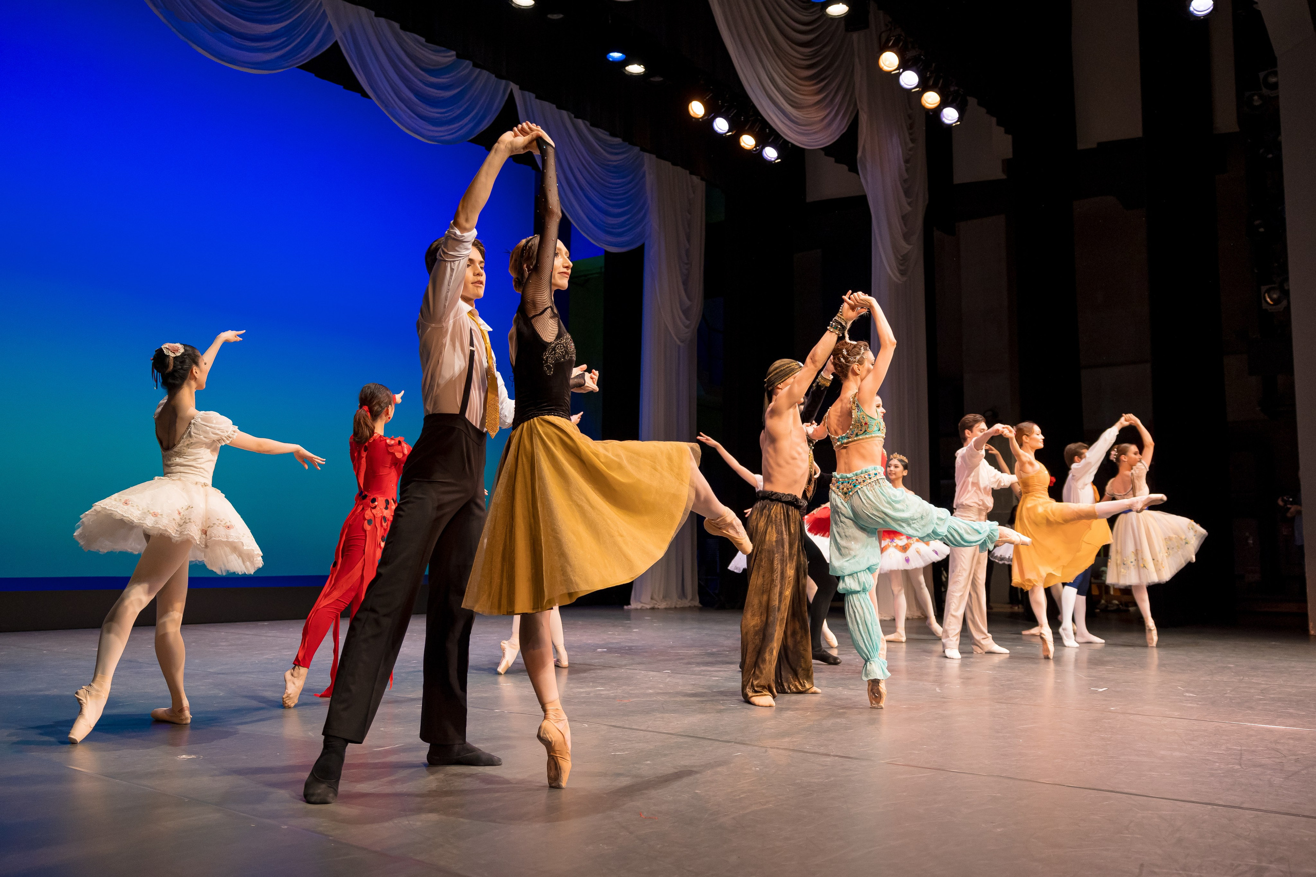 Репортажная съёмка концертов, открытых уроков, балетов. Балетный фотограф Алина Ханько — Душа Балета