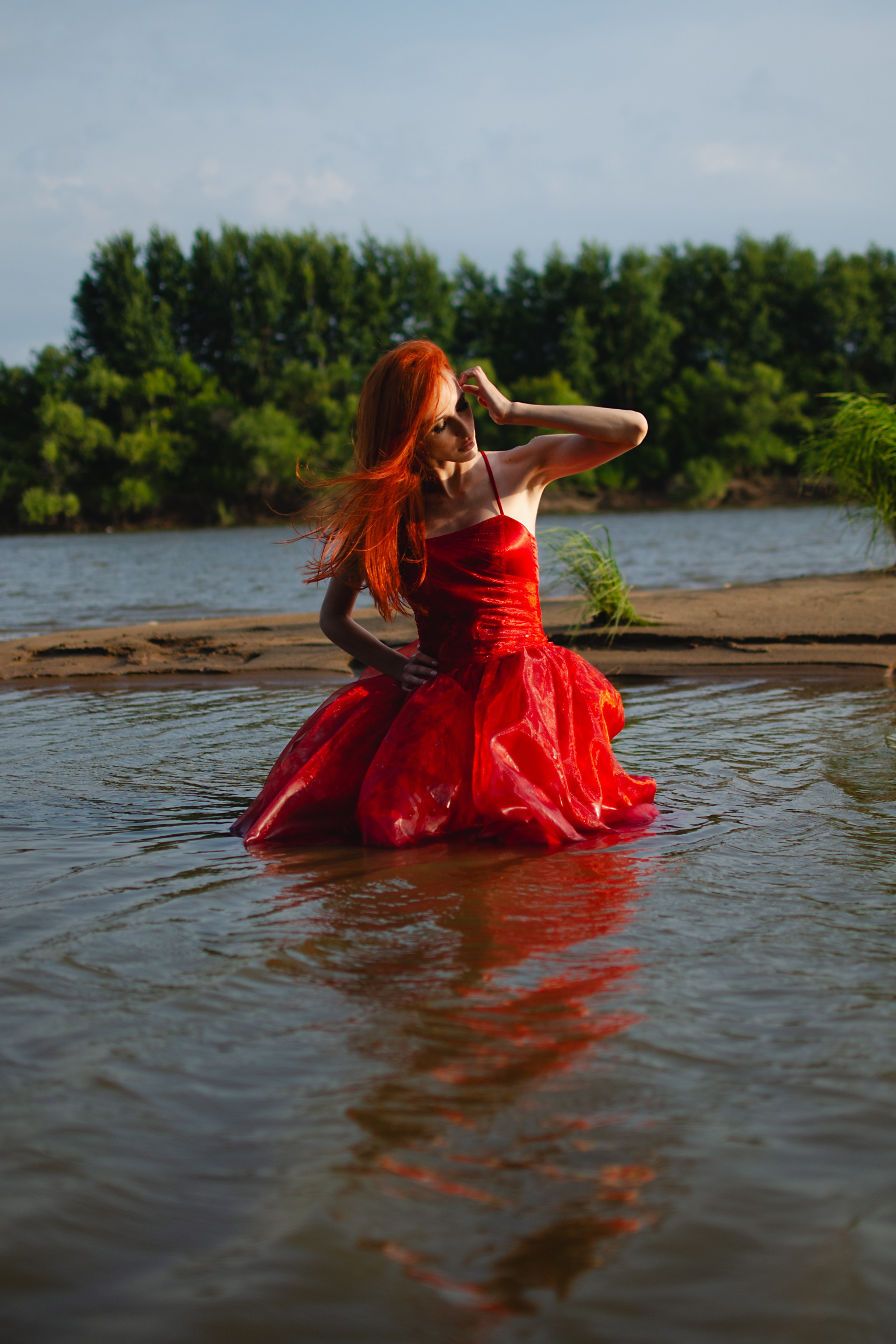 Фотосессия на берегу реки. Модель Анна. Фотограф в Хабаровске