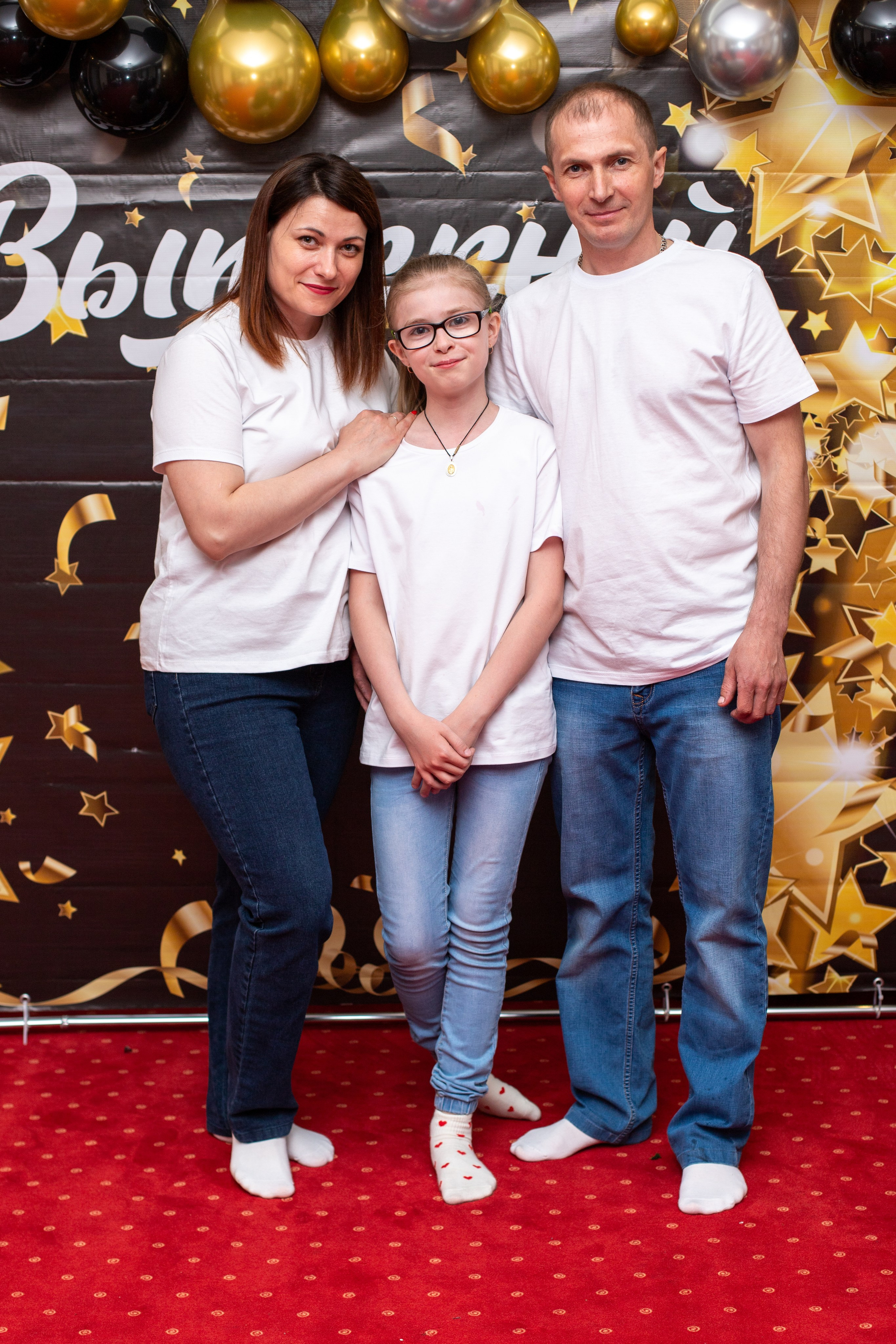 Выпускной 4 класс. Фотосессия под любой запрос в Красноярске. т+79237847111