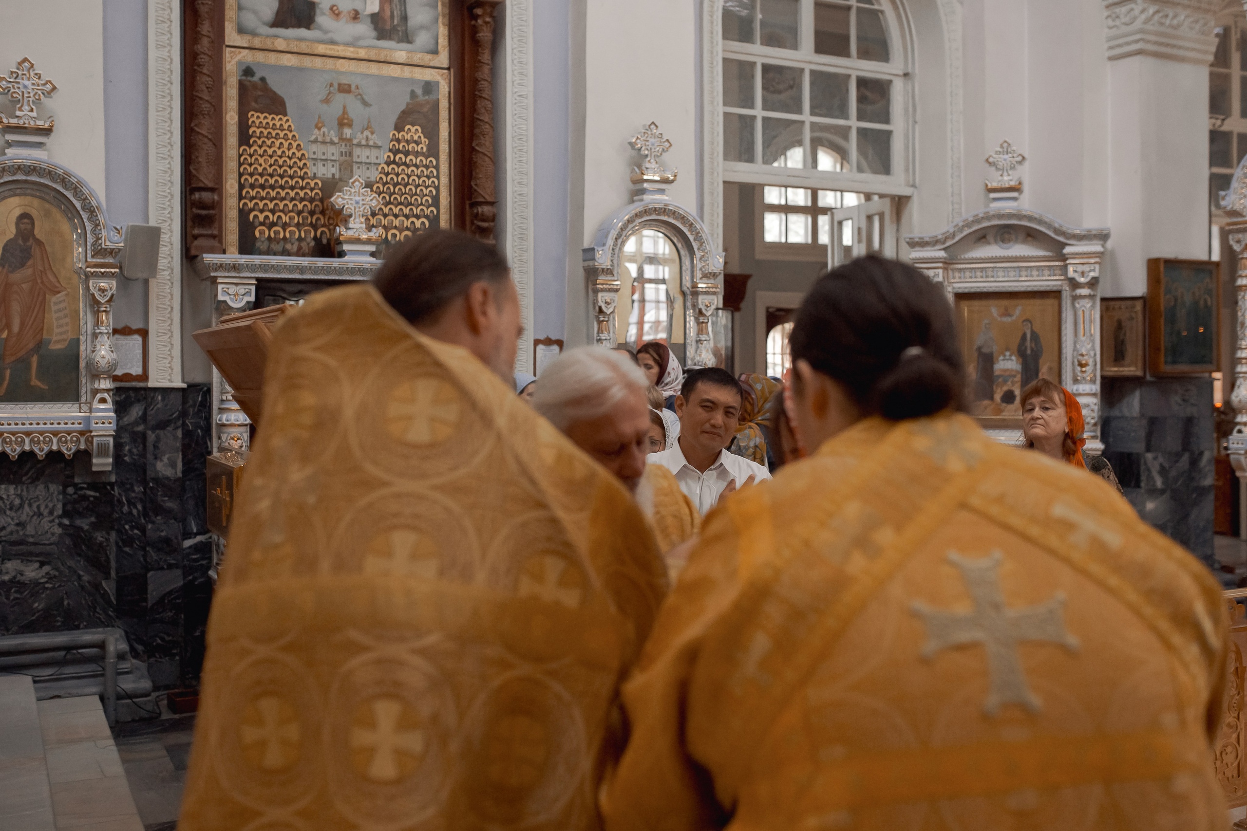 Крещение всей семьи. Фотограф на Крещение и Венчание в Ташкенте