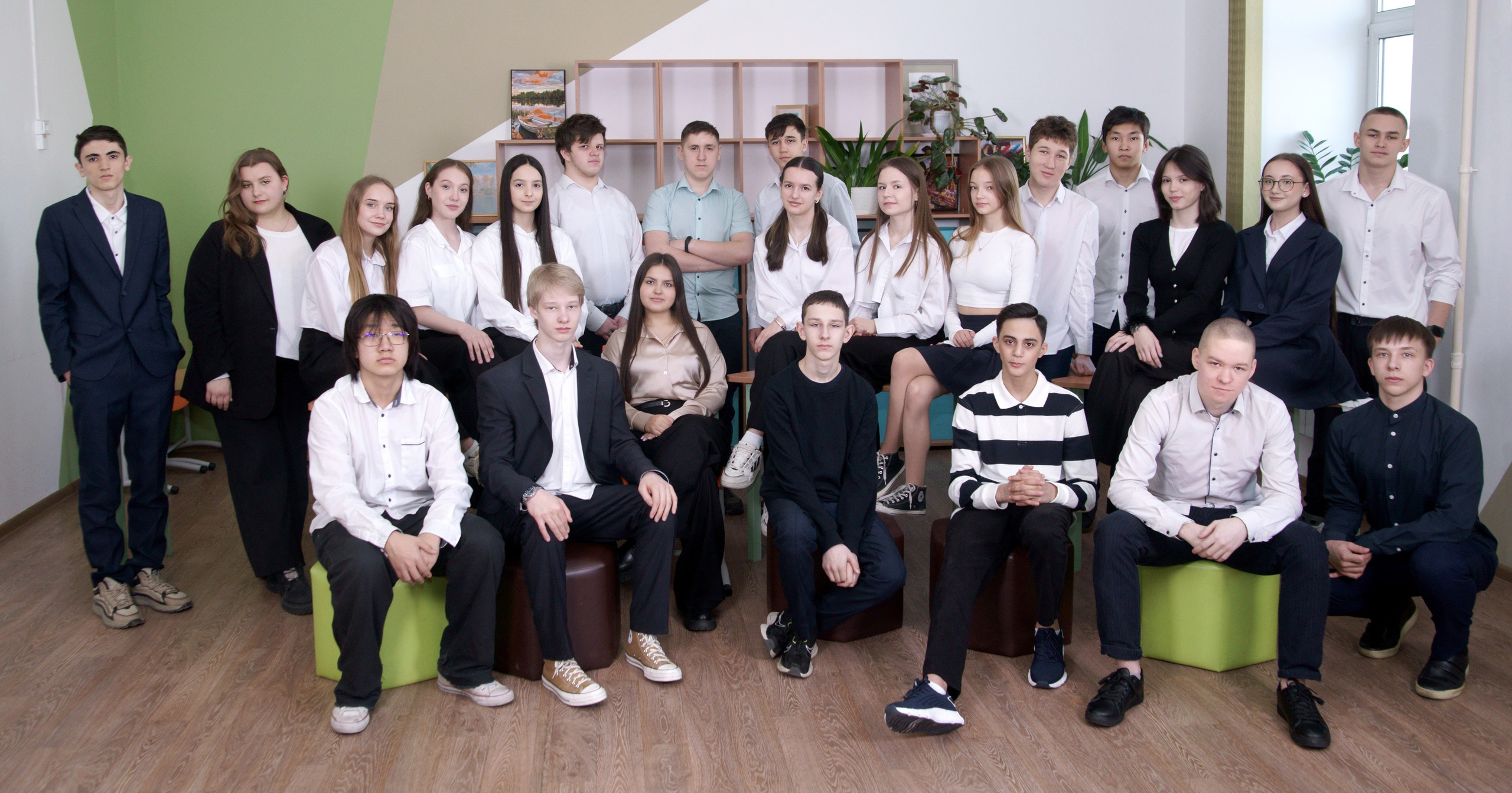 Школьная фотосессия выпускников 9, 11 классов в Иркутске