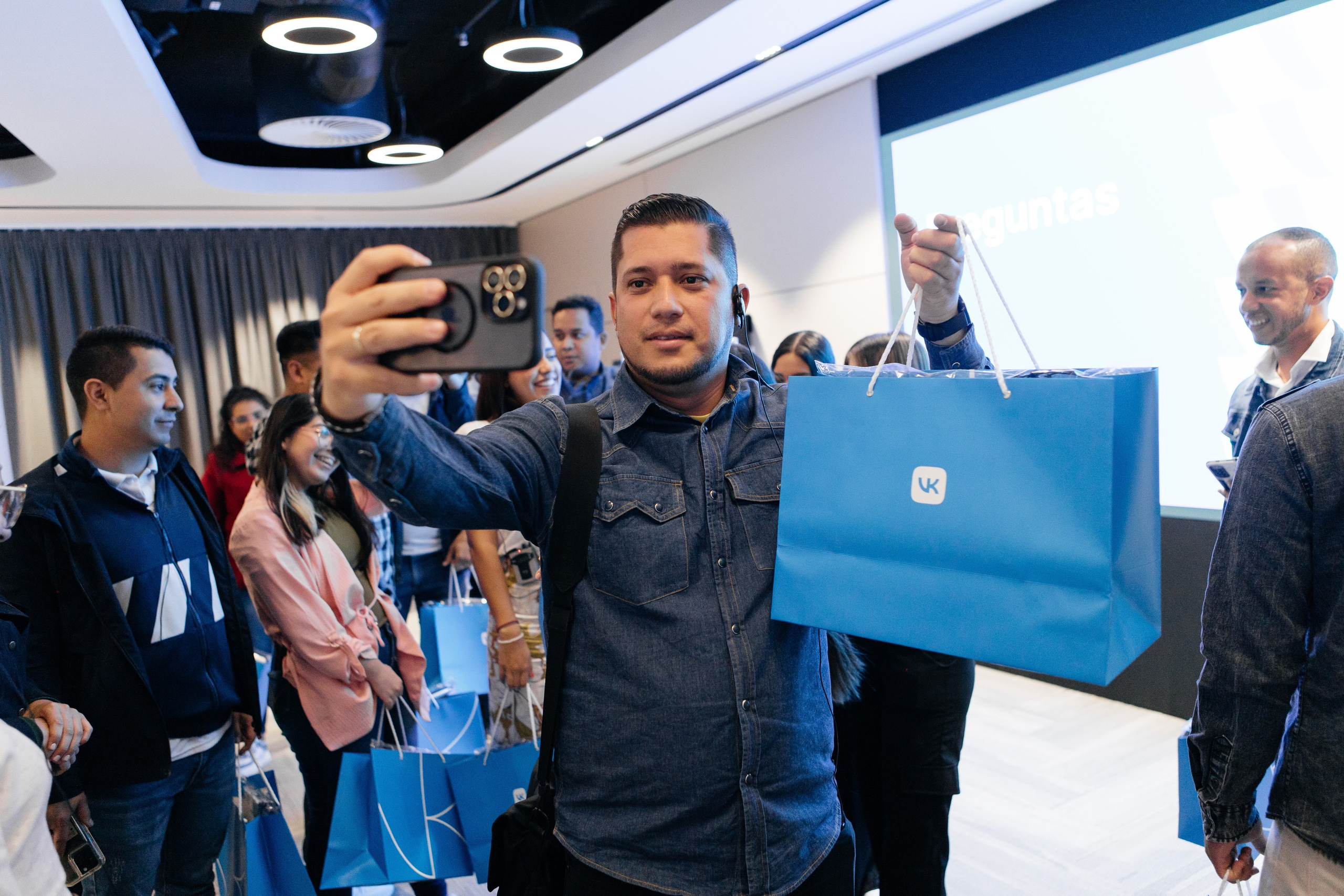 Российско-Венесуэльский молодежный форум |Москва-Спб 2023. Репортажная фотосъемка мероприятий в Москве — Five Media