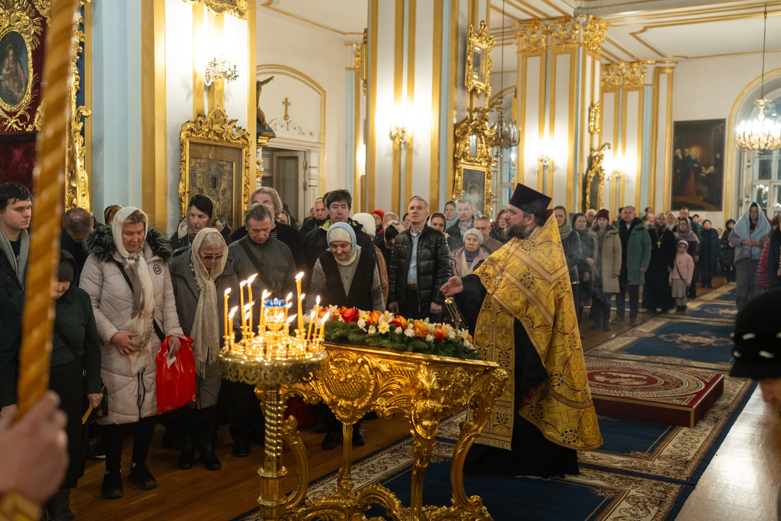 Праздничное бдение. НИКОЛО-БОГОЯВЛЕНСКИЙ МОРСКОЙ СОБОР