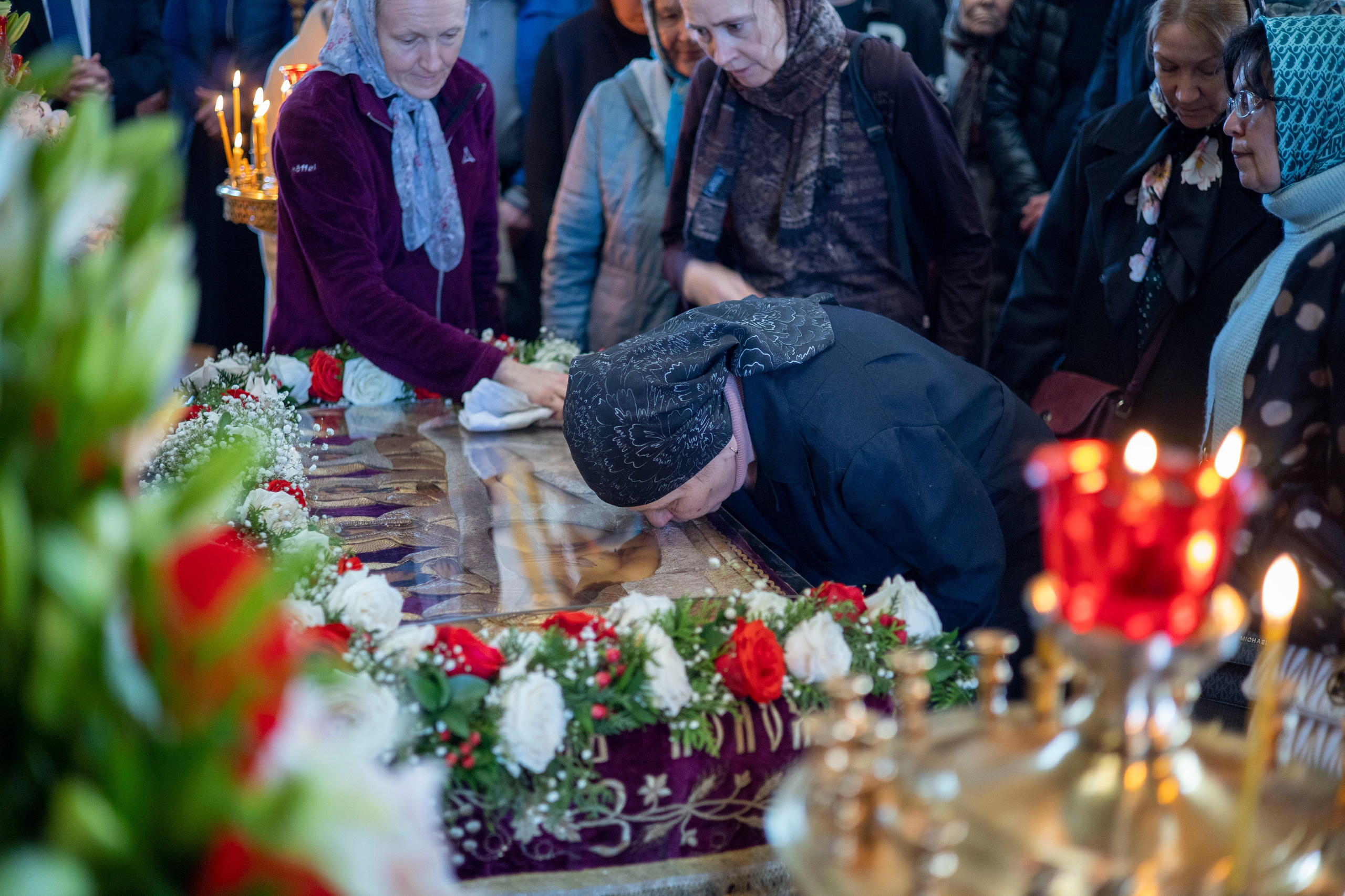 ВЕЧЕРНЯ С ВЫНОСОМ ПЛАЩАНИЦЫ. НИКОЛО-БОГОЯВЛЕНСКИЙ МОРСКОЙ СОБОР