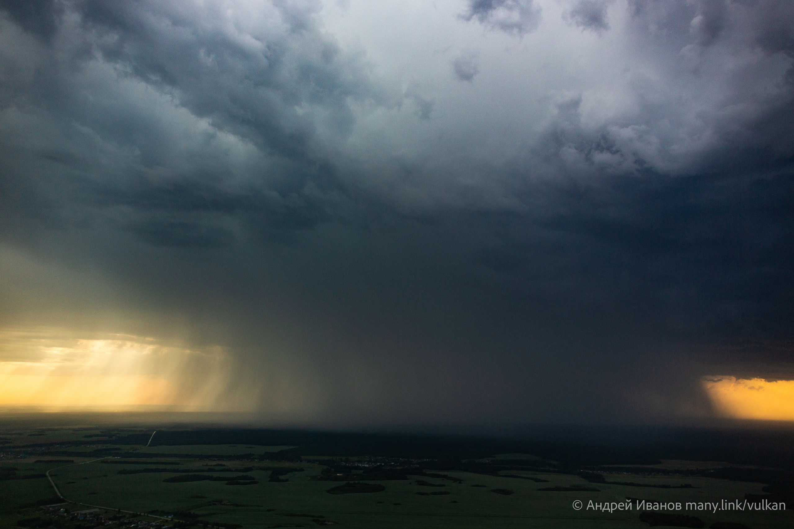Полёт на Иссык-Куль — конференция Кругосветчиков (2025г). Фотоальбом показывающий увлекательный мир авиации и мир медведей Андрея Иванова