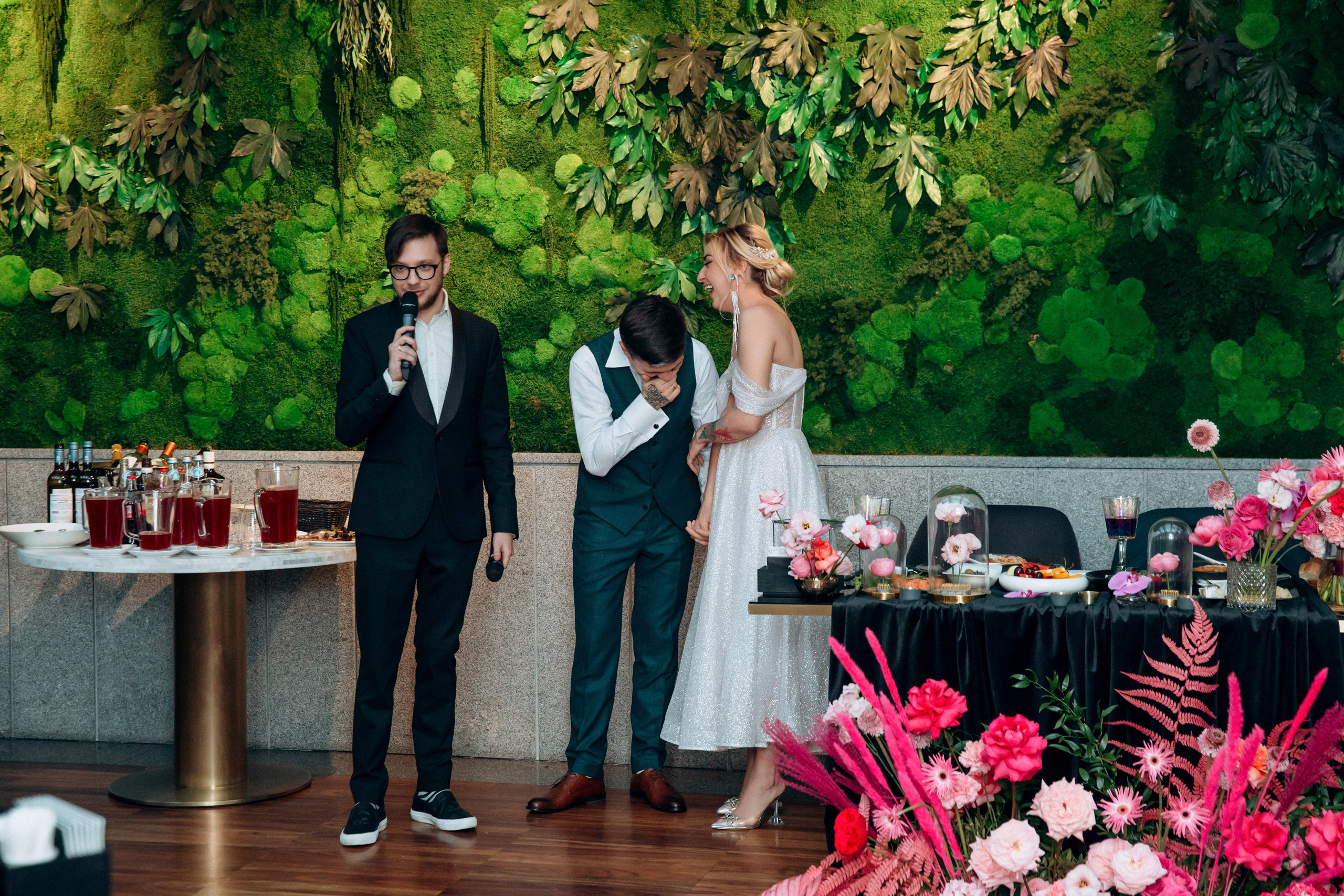 Неоновая свадьба. Свадебный фотограф в Санкт-Петербурге Вика Стукачева