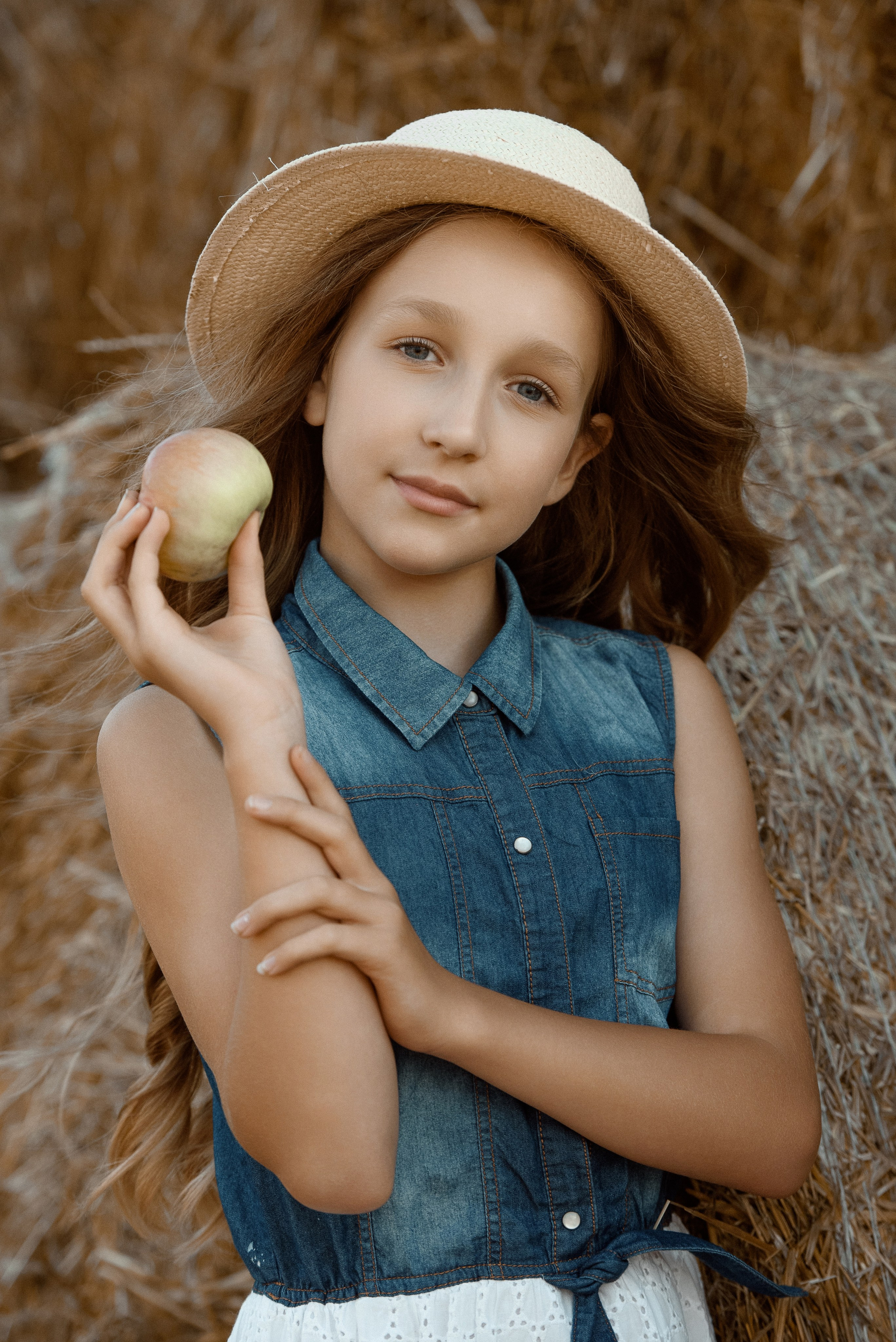 Юность. Римма Гусакова. Выпускные фотокниги. Детские и семейные фотосессии