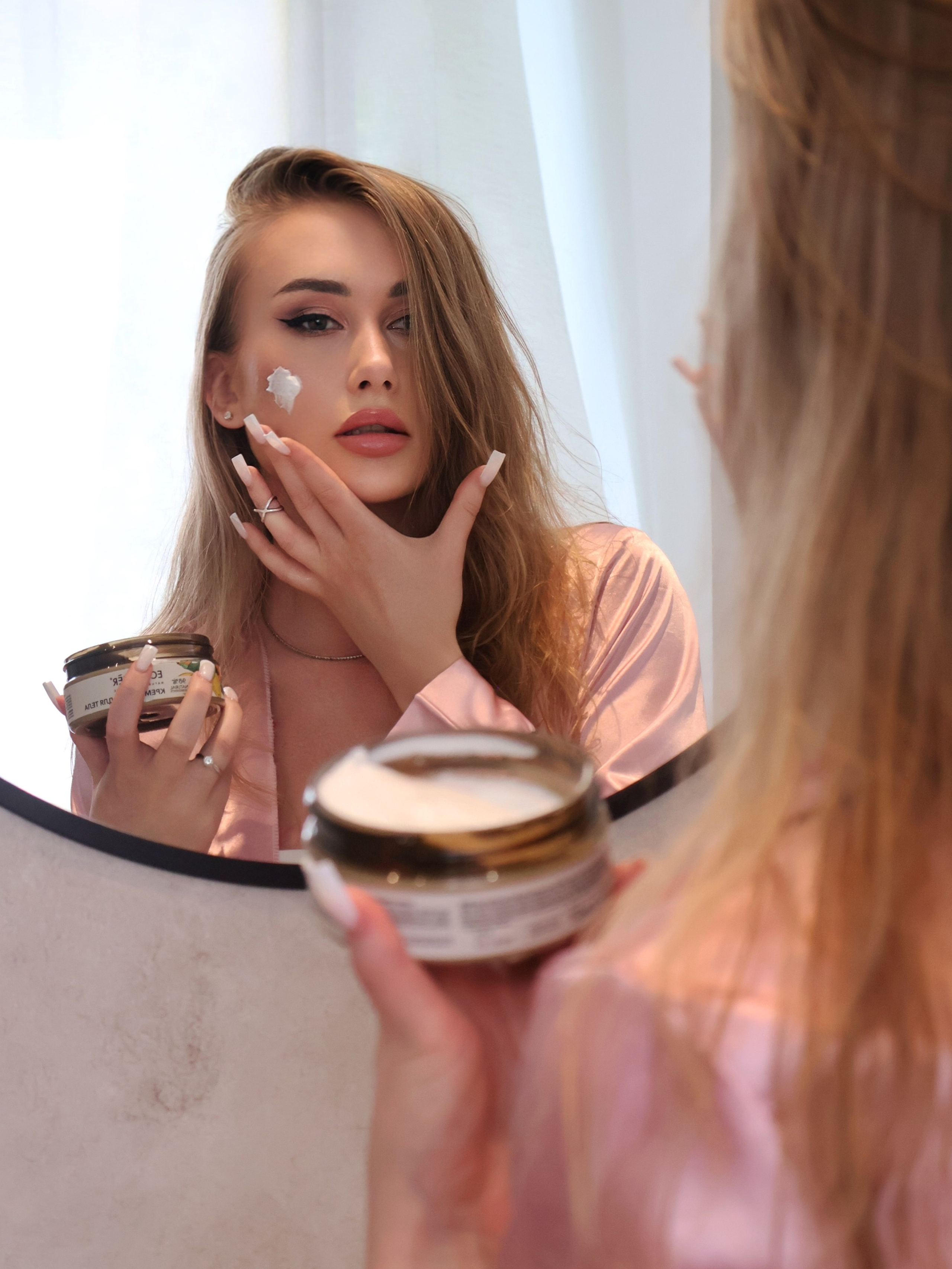 ECOLATIER. Glow Models