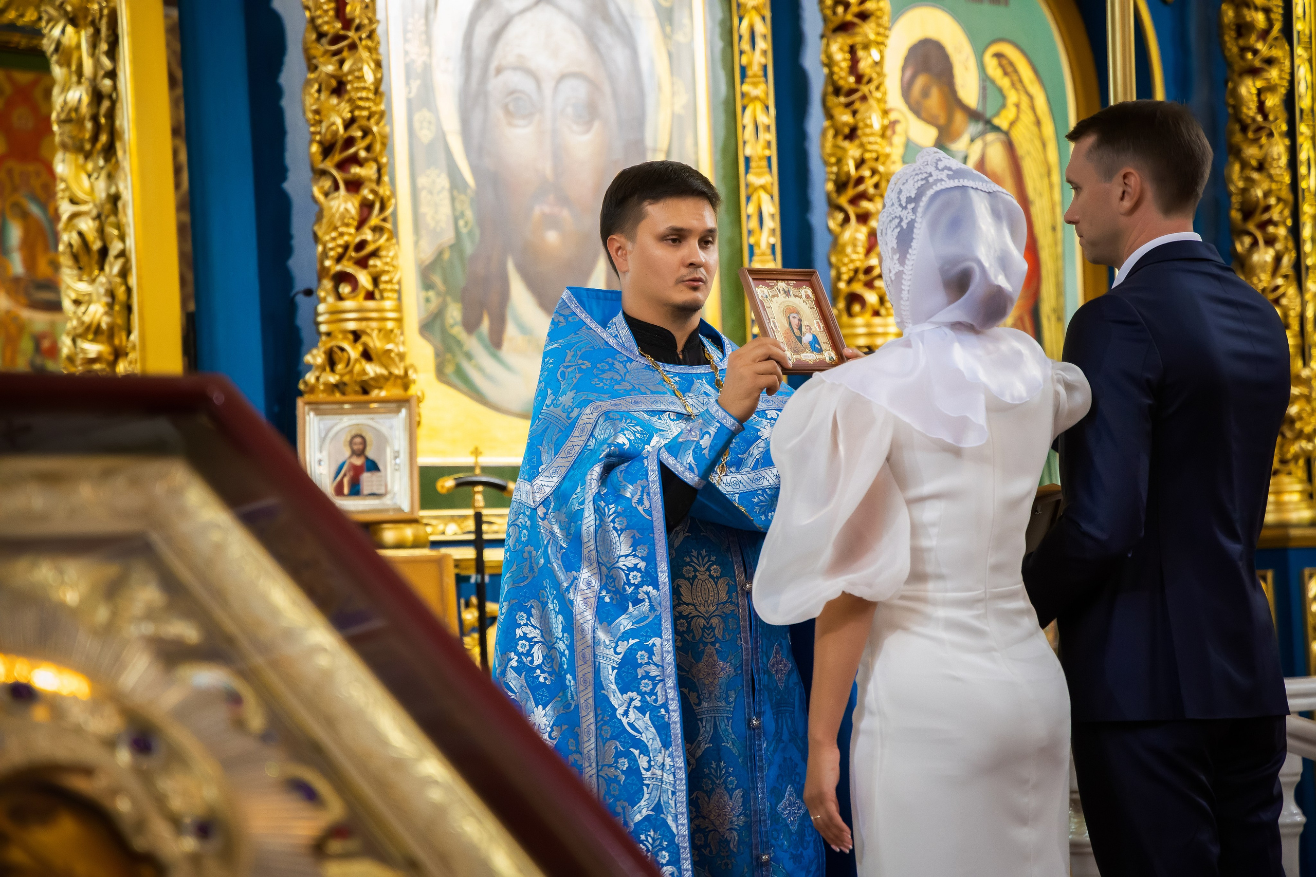 В Храме. Семейный и Свадебный фотограф в Астане Александр Астапов