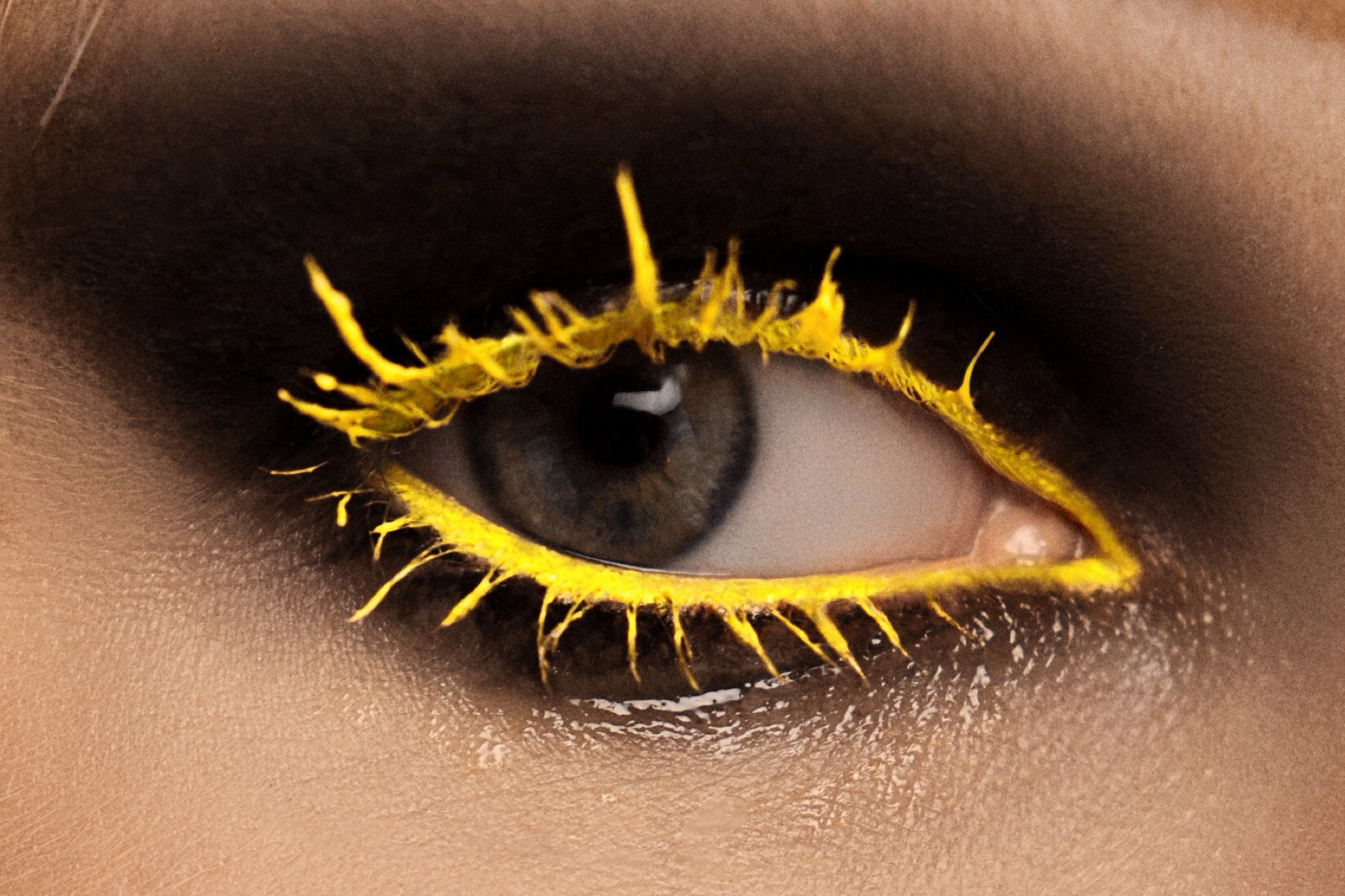 YELLOW. Профессиональная модель и блогер Сандра Капшук