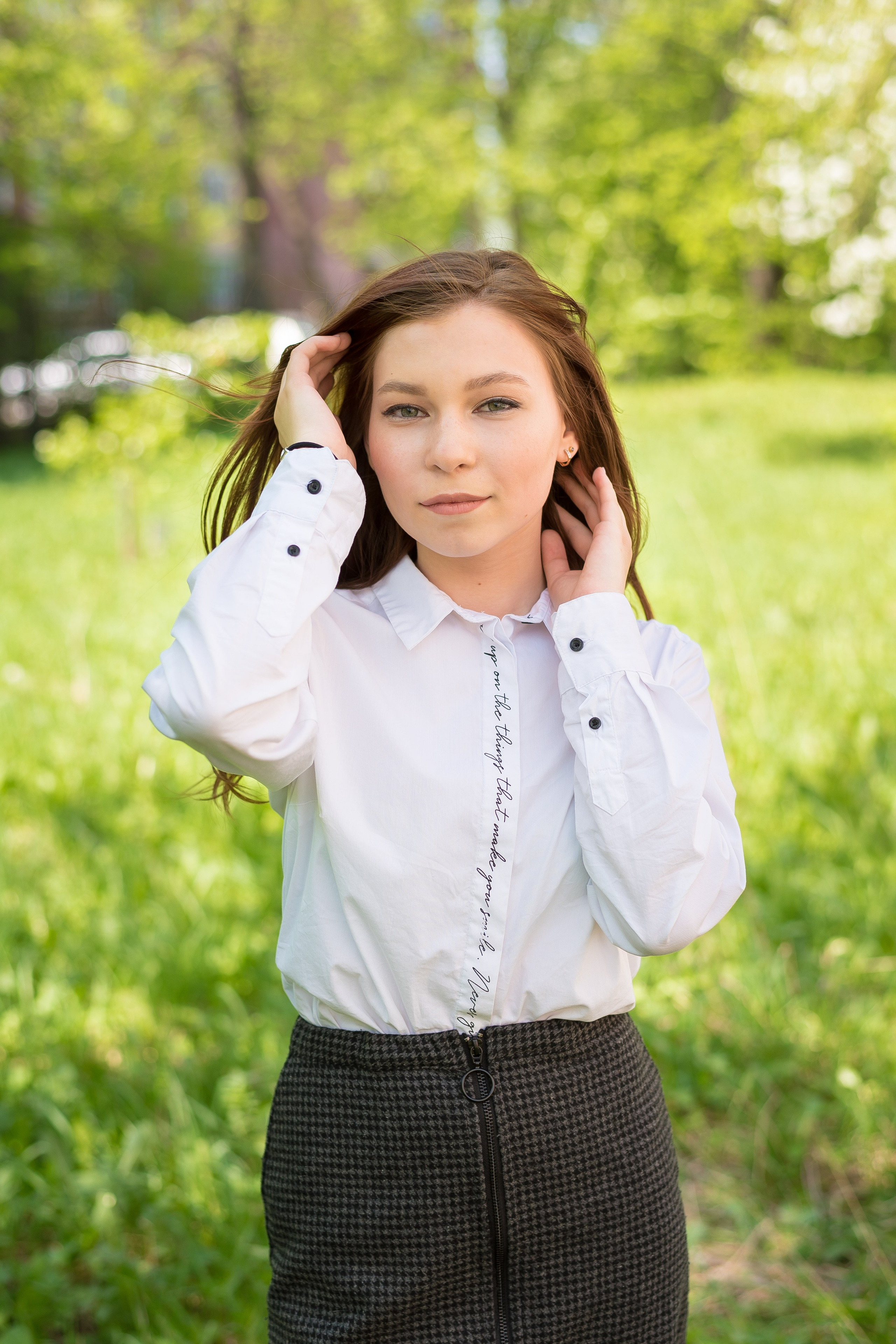 В школьном дворе, парке. Детский фотограф в Екатеринбурге и Берёзовском Евгений Кондаков