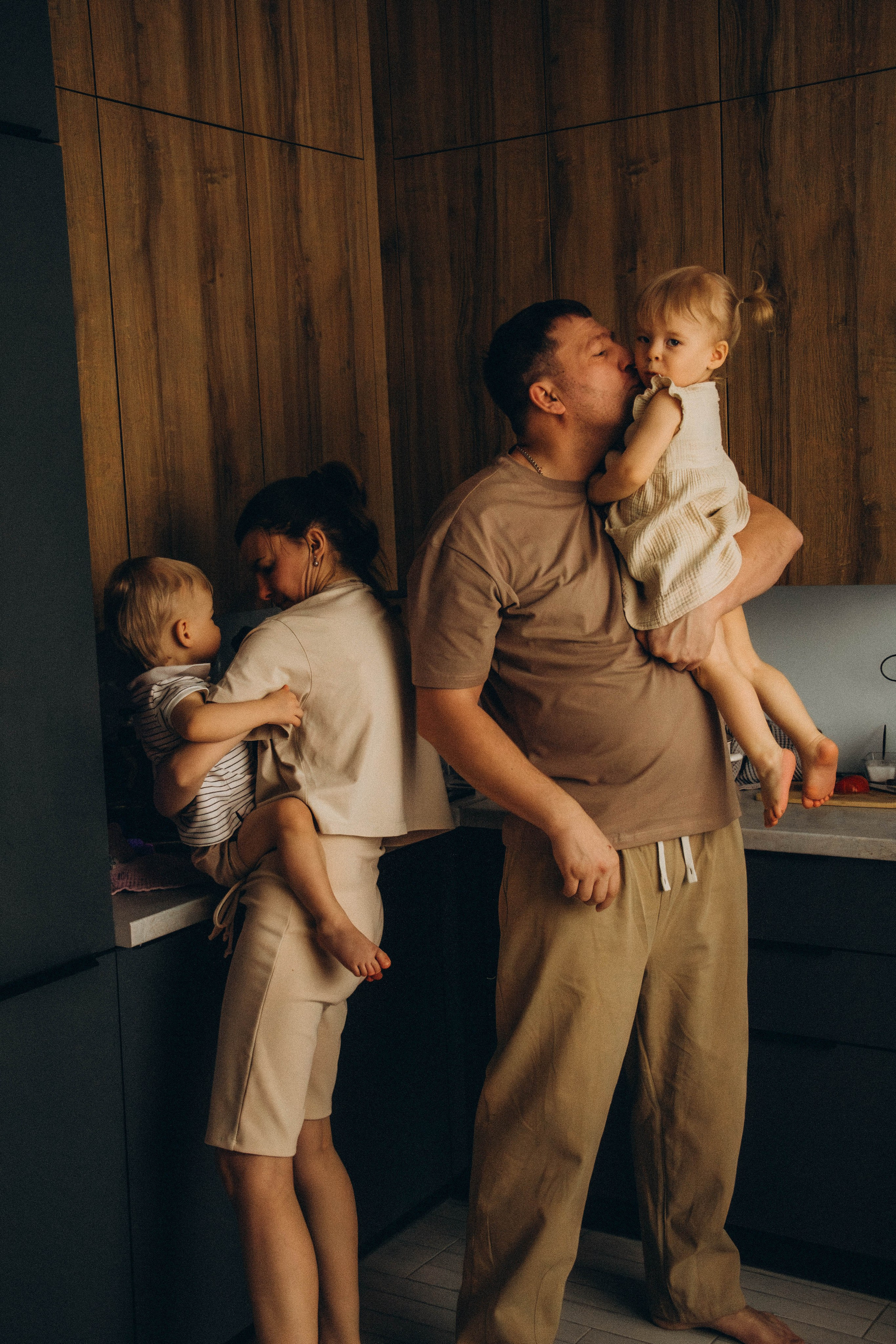 Family — дом/студия. Семейный фотограф Егор Веденин