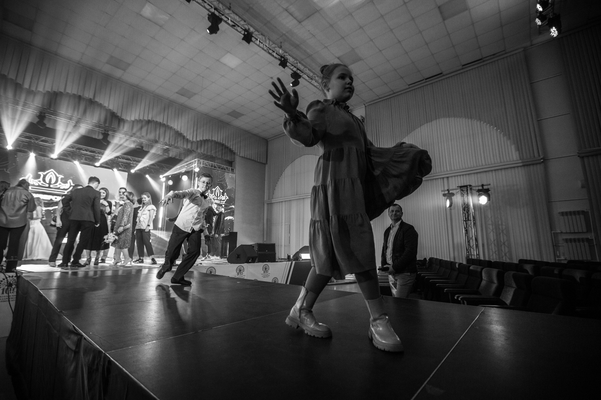 Конкурс красоты Мисс КубГУ 2022. Репортажный, промышленный и маркетплейс-фотограф Дмитрий Чернат