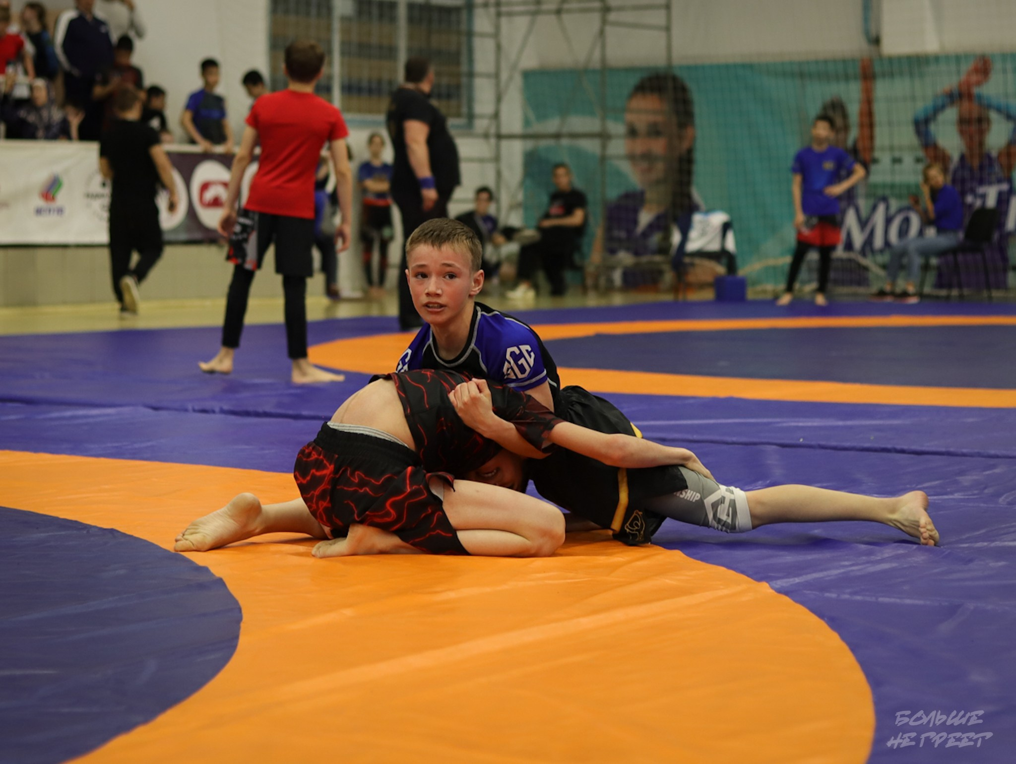 ПЕРВЕНСТВО УРФО ПО СПОРТИВНОЙ БОРЬБЕ ГРЭППЛИНГ И ГРЭППЛИНГ-ГИ. Больше не греет