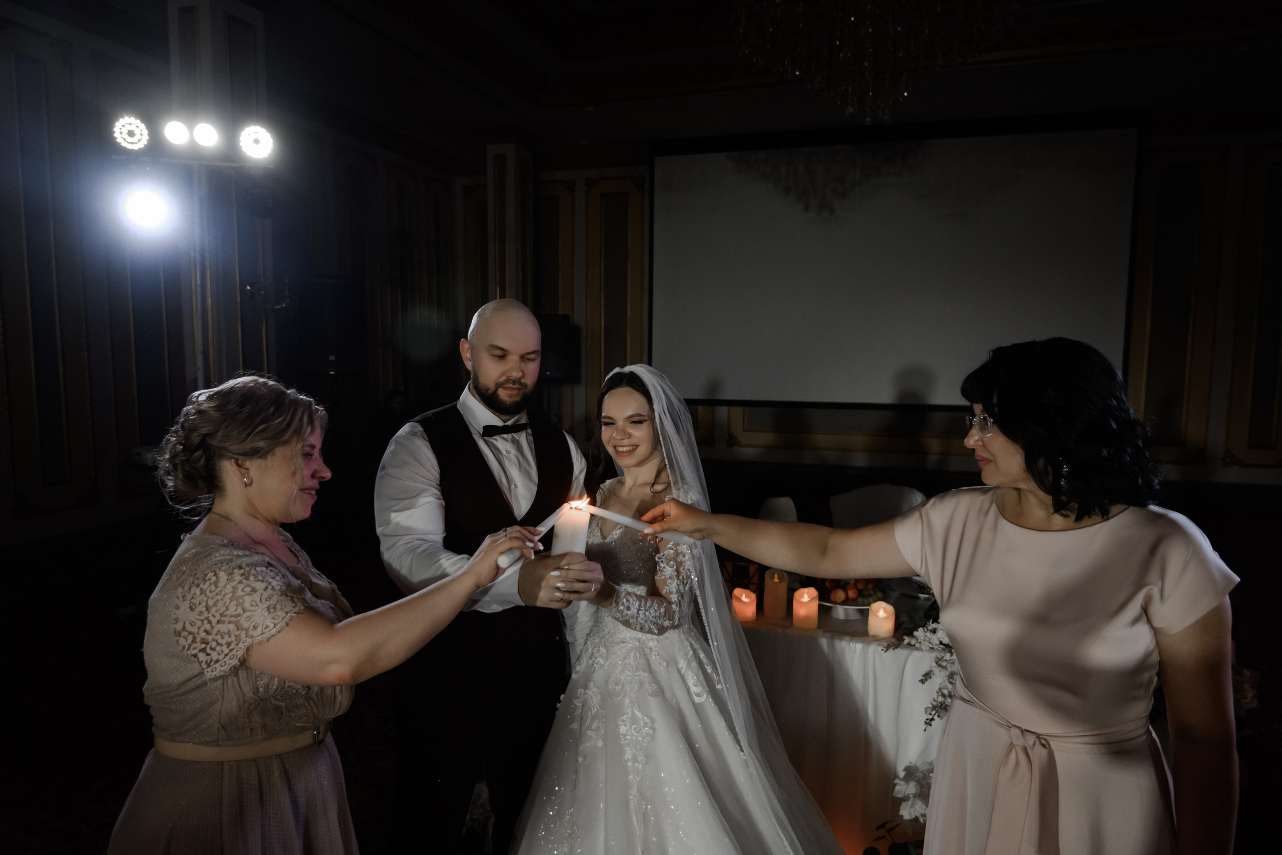 V & D. Свадебный фотограф в г. Астрахань. Так же выезжаю в другие города