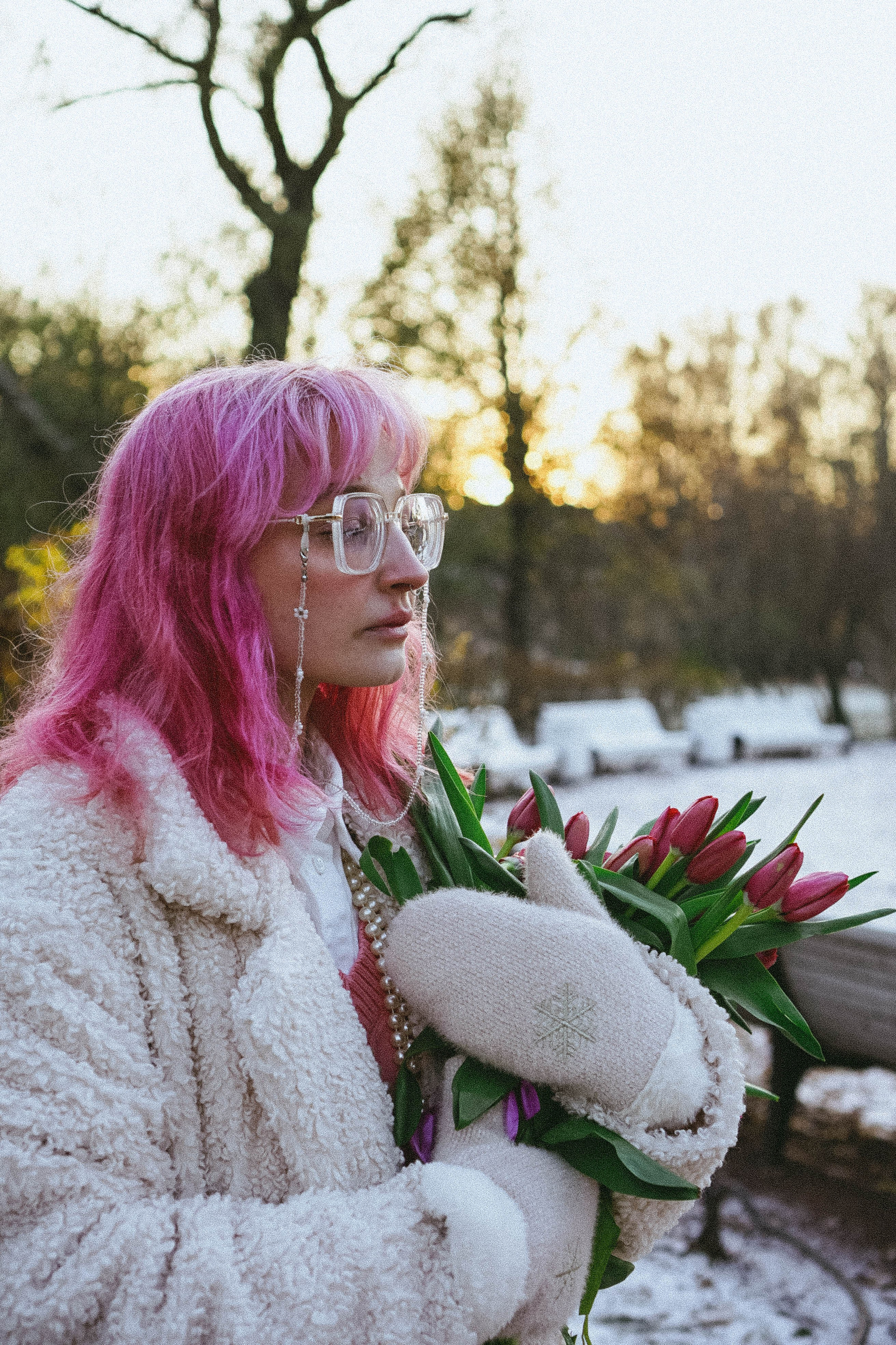 Прогулочная фотосессия с тюльпанами. Профессиональный фотограф, Санкт-Петербург — Виктория Богомолова