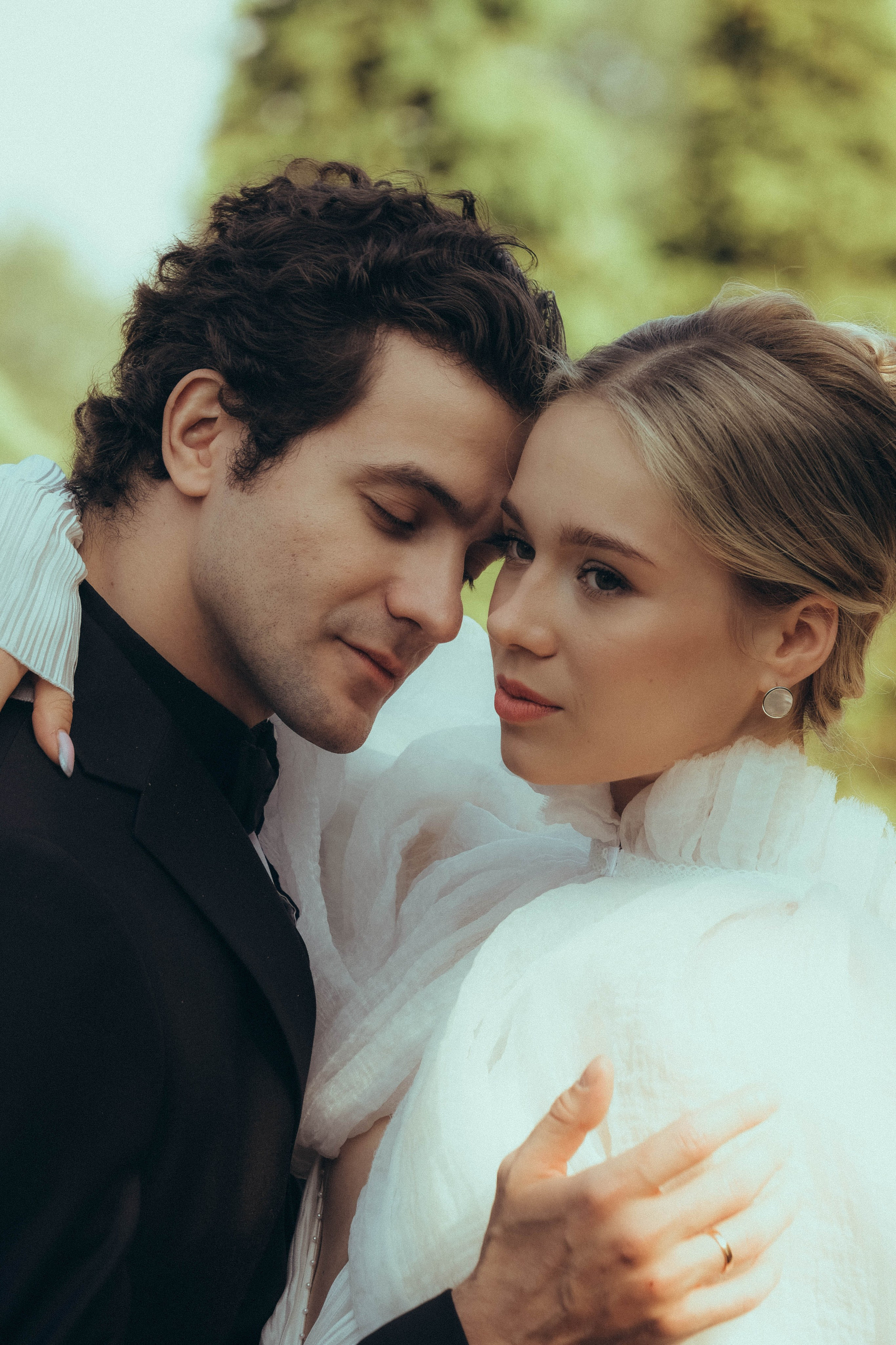 СВАДЕБНАЯ СЬЕМКА В ПАРКЕ ОРАНИЕНБАУМ. Профессиональный фотограф, Санкт-Петербург — Виктория Богомолова