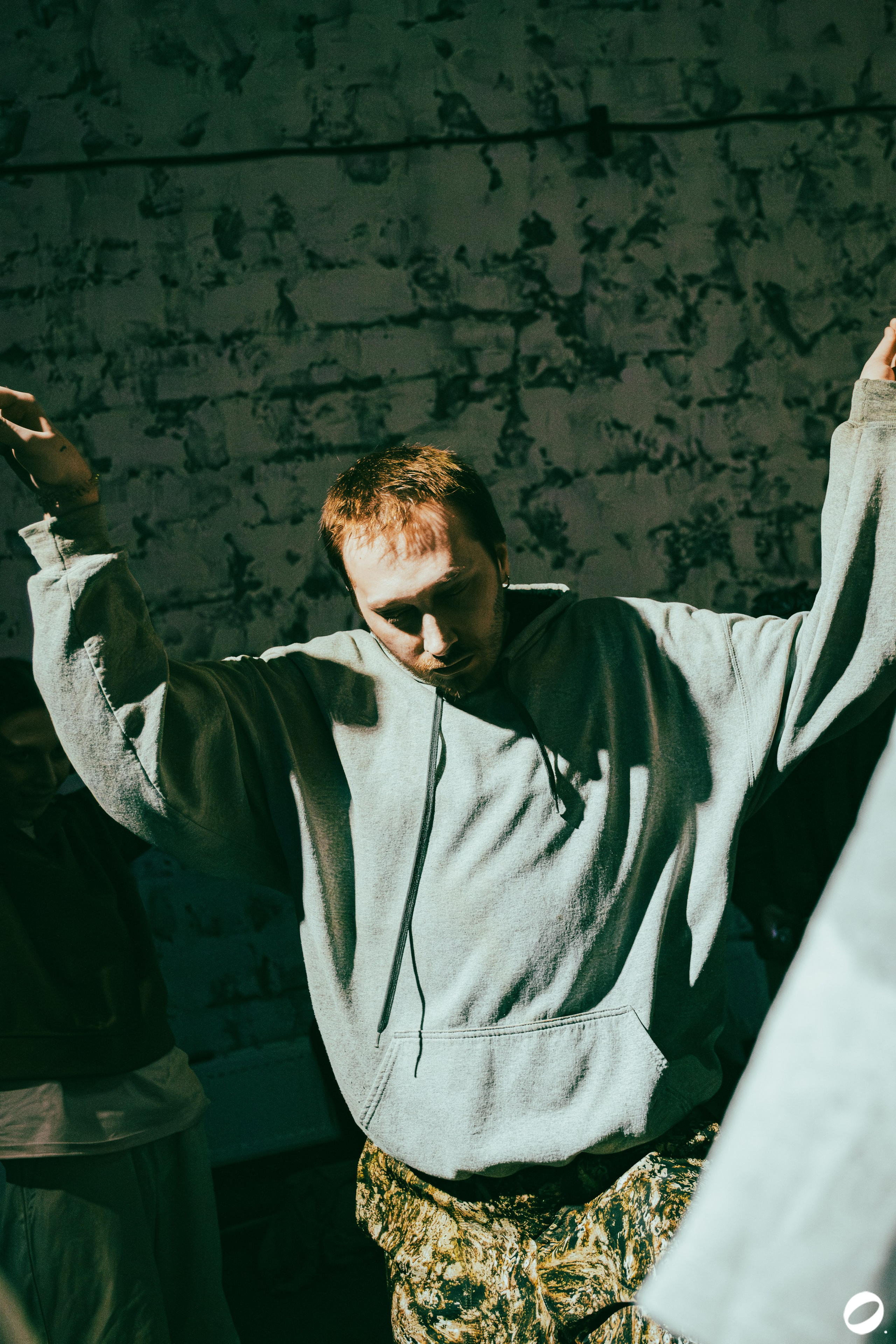 ODD.CLUB 04/04 (@youlovebu). Соня бу тебя сфоткала