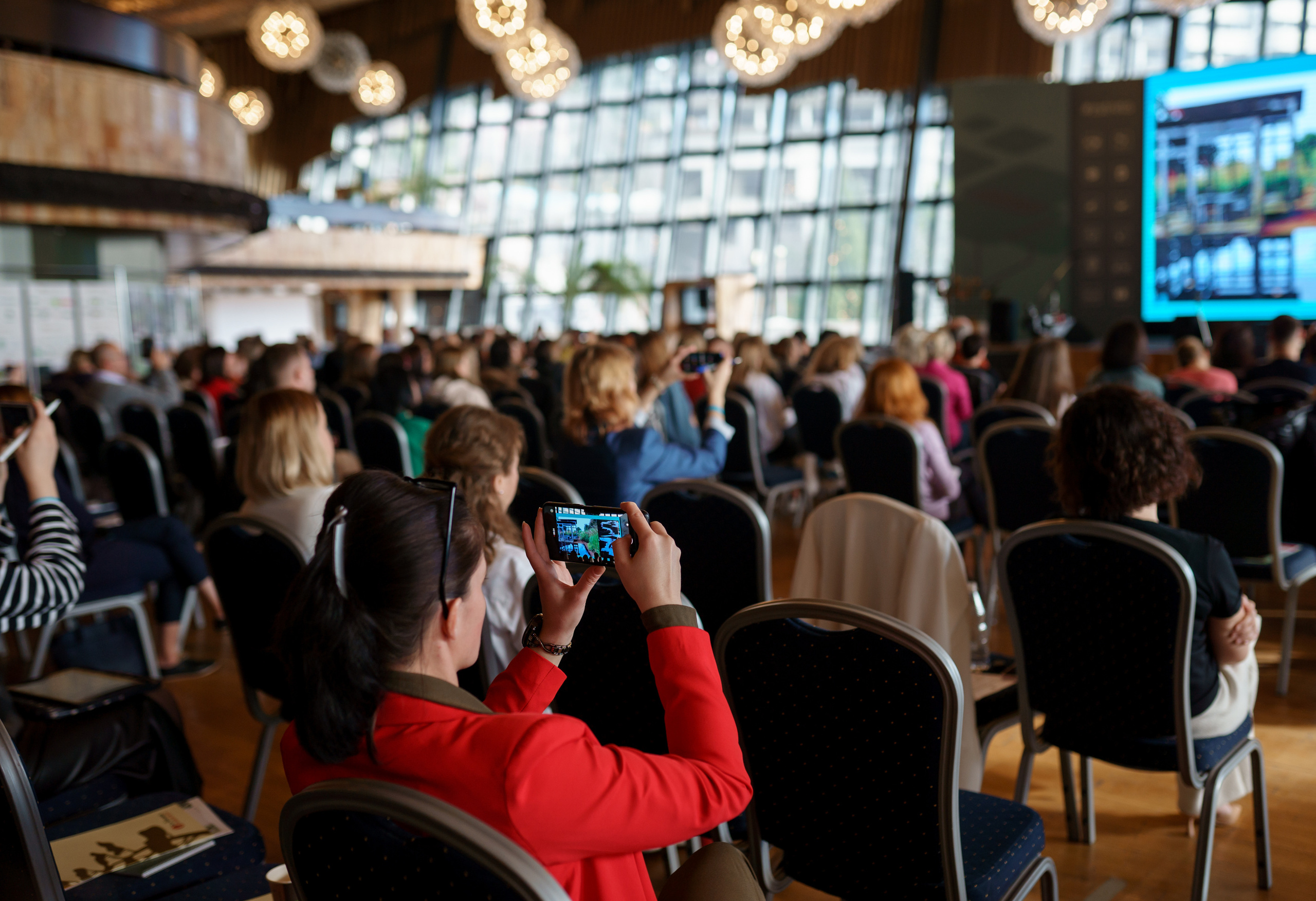 Форумы и конференции. Живые снимки! Фотограф Даша Бендер