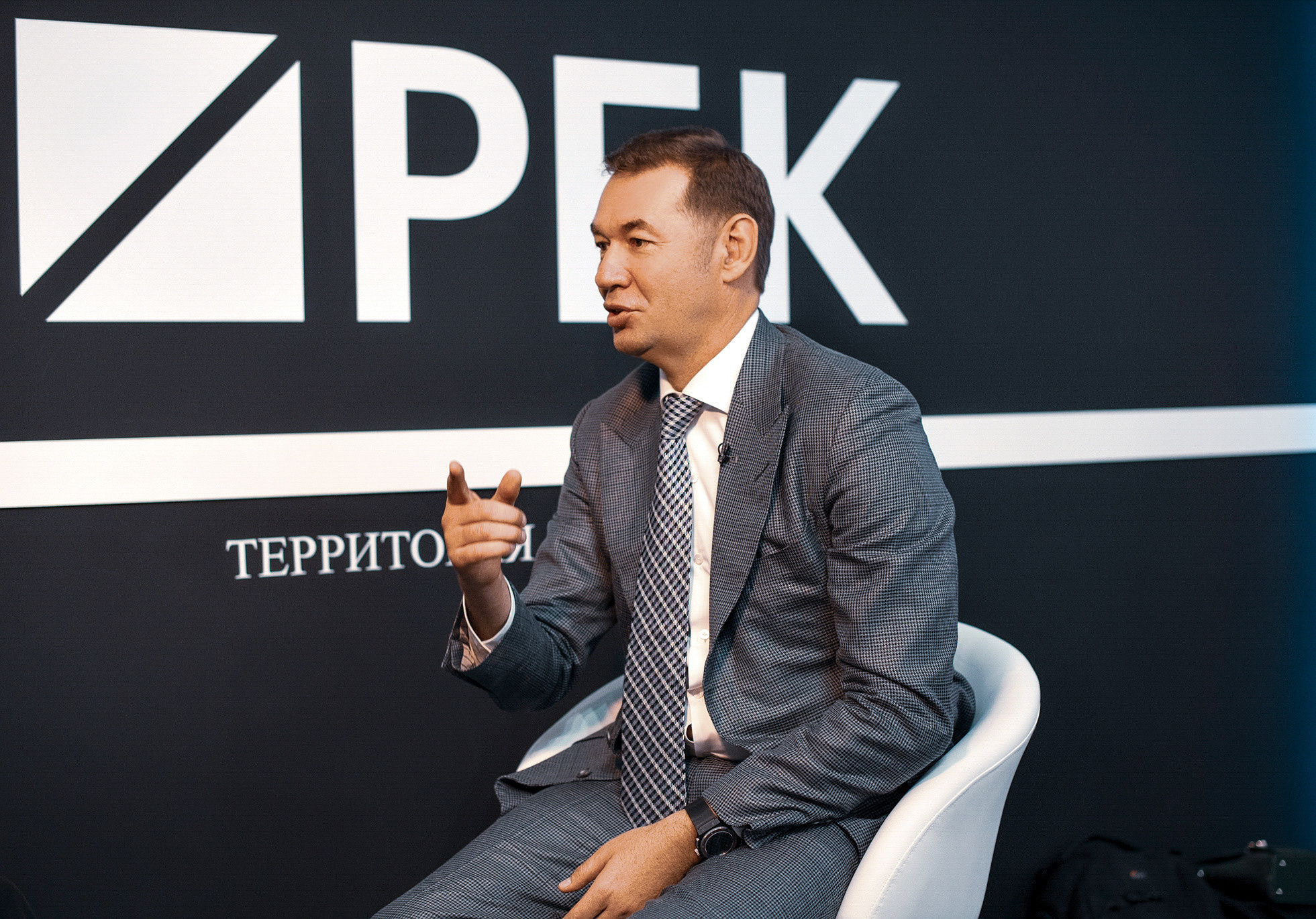 Форумы и конференции. Живые снимки! Фотограф Даша Бендер