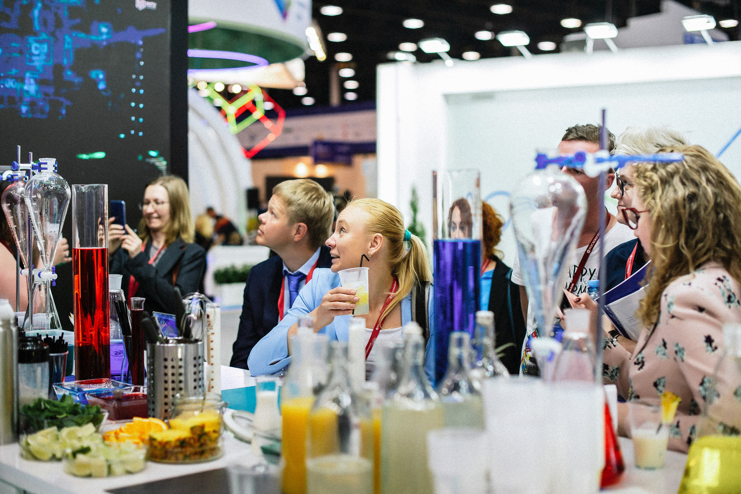 Форумы и конференции. Живые снимки! Фотограф Даша Бендер