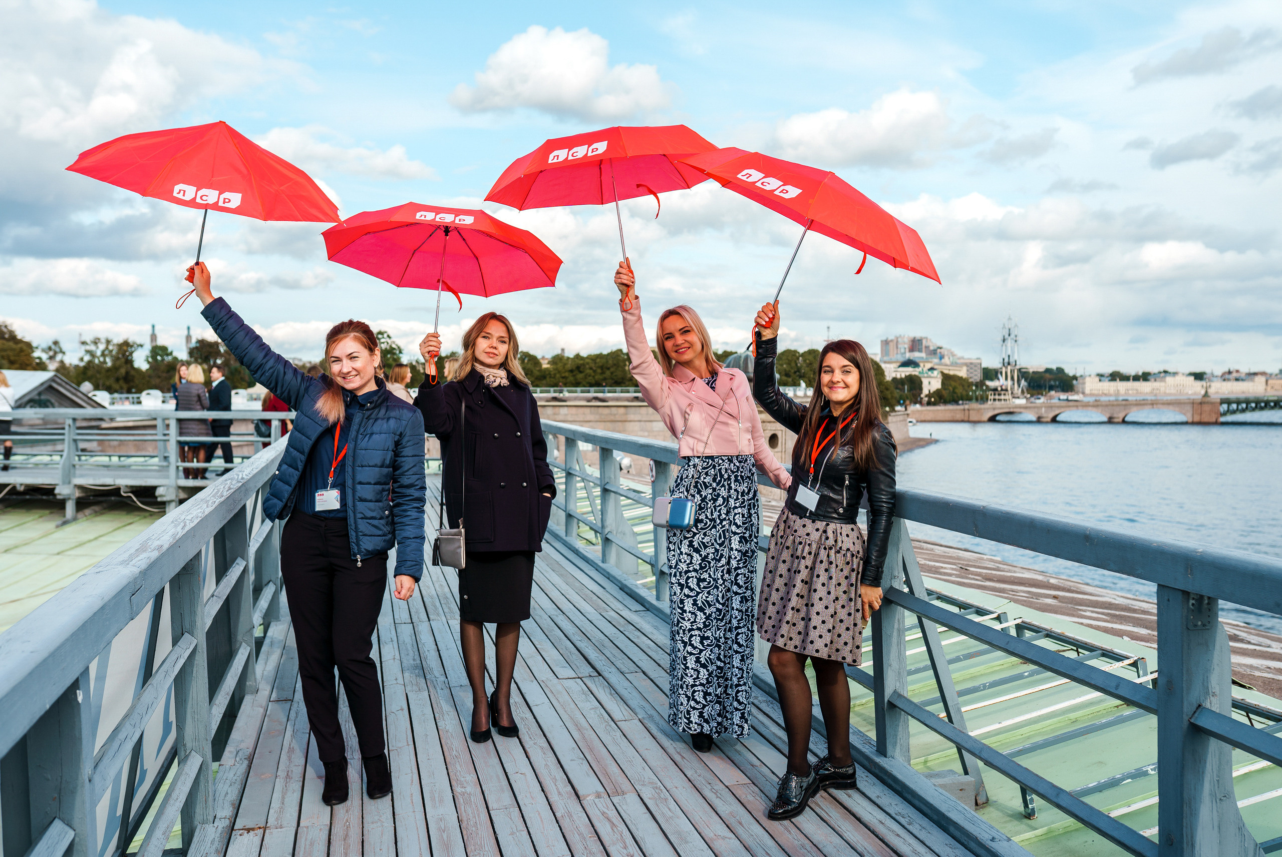 Форумы и конференции. Живые снимки! Фотограф Даша Бендер