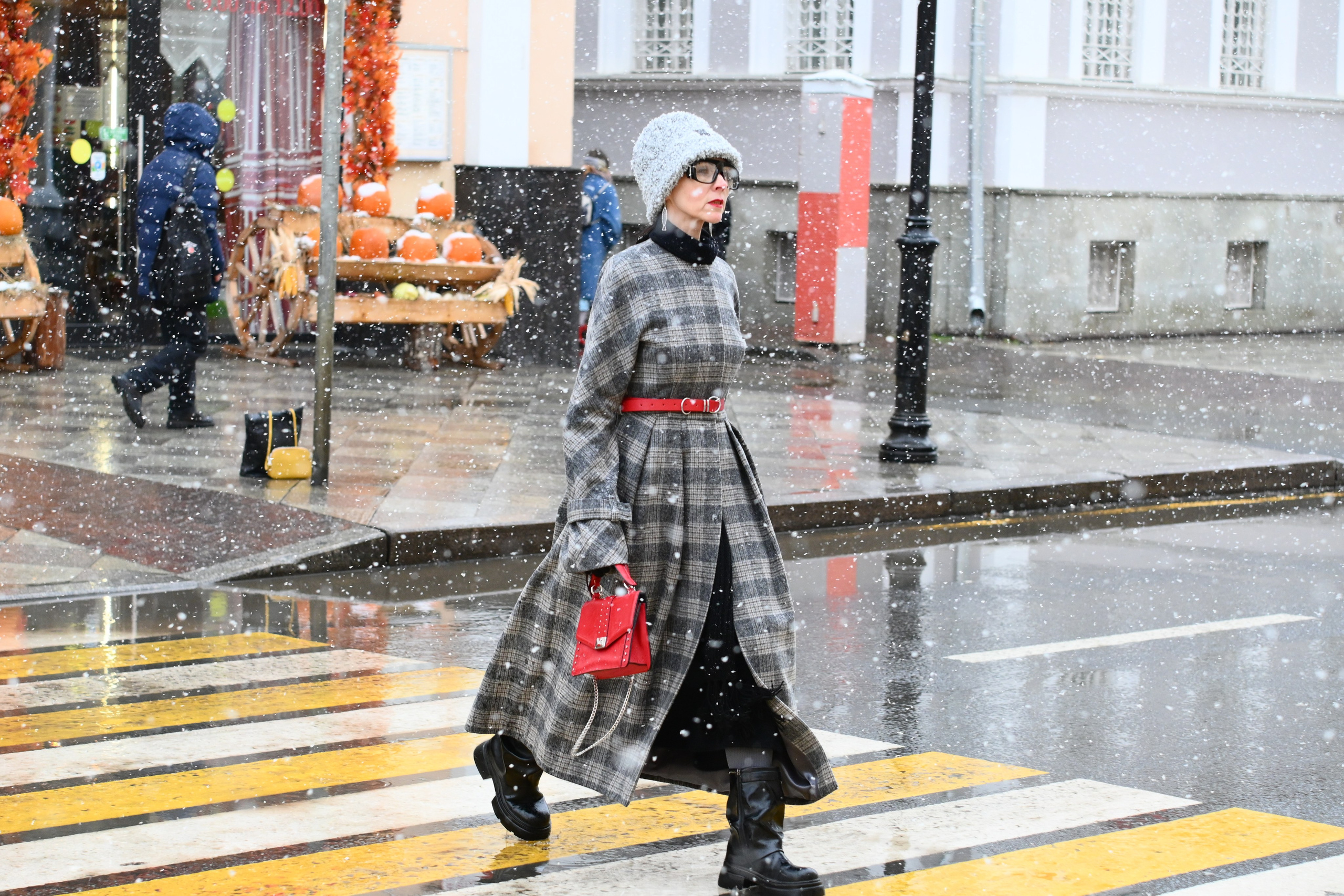 Женская уличная съемка