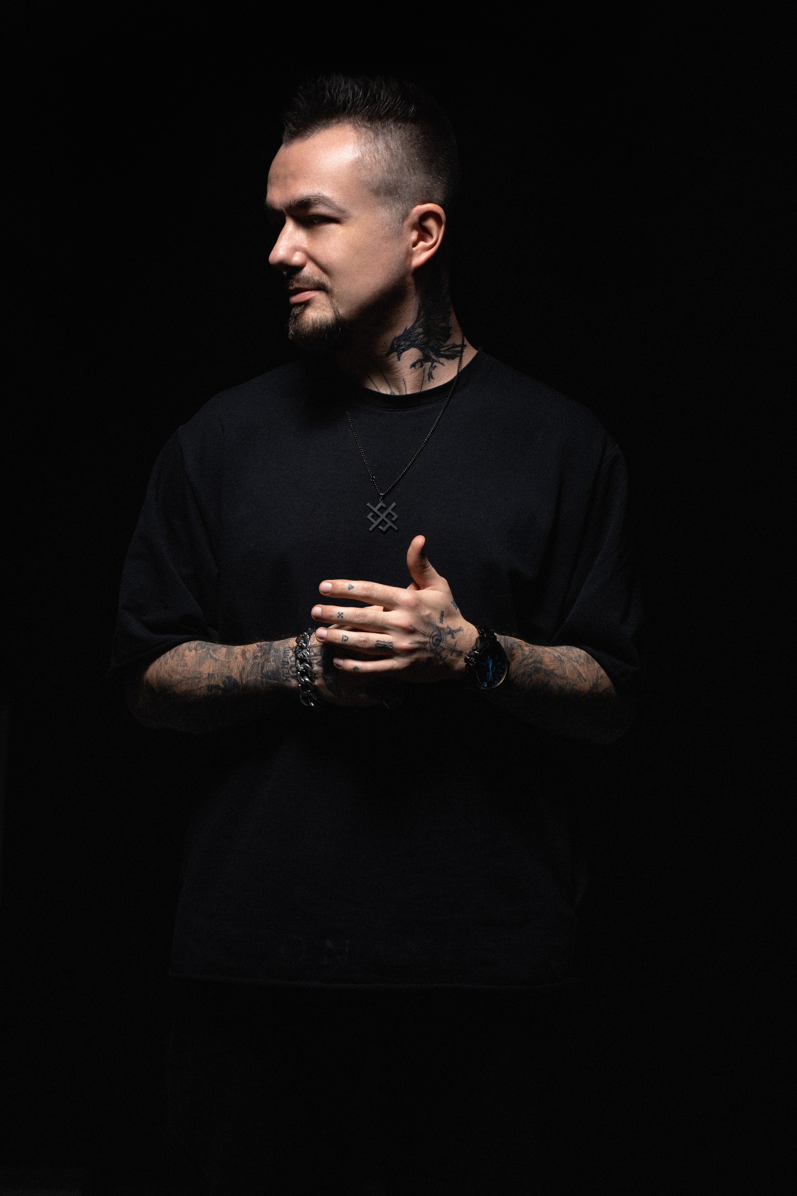 Деловые Портреты женщин и мужчин. Студийный и Рекламный Фотограф в Екатеринбурге Сергей Минин