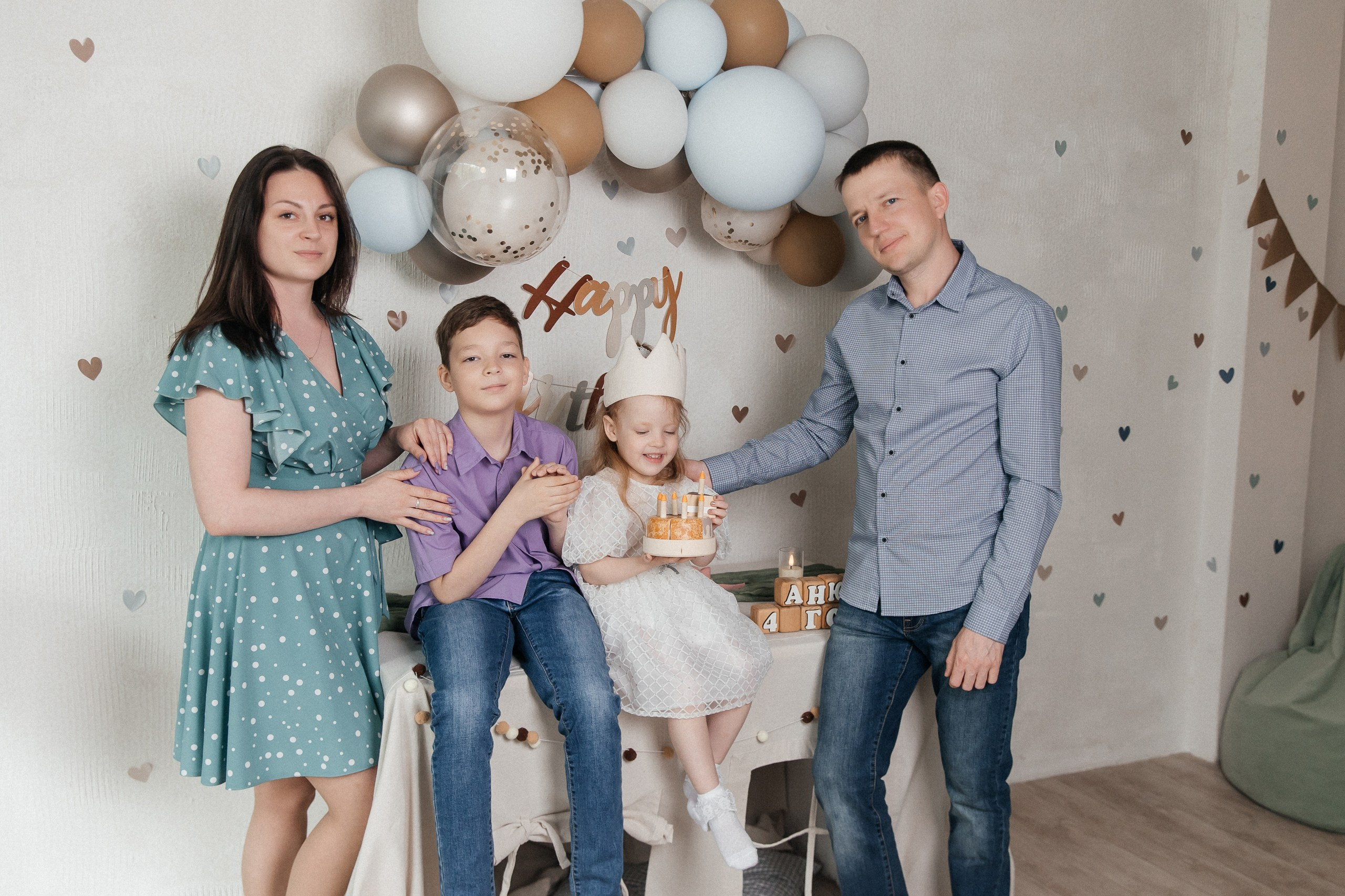 4 годика Анюте✨