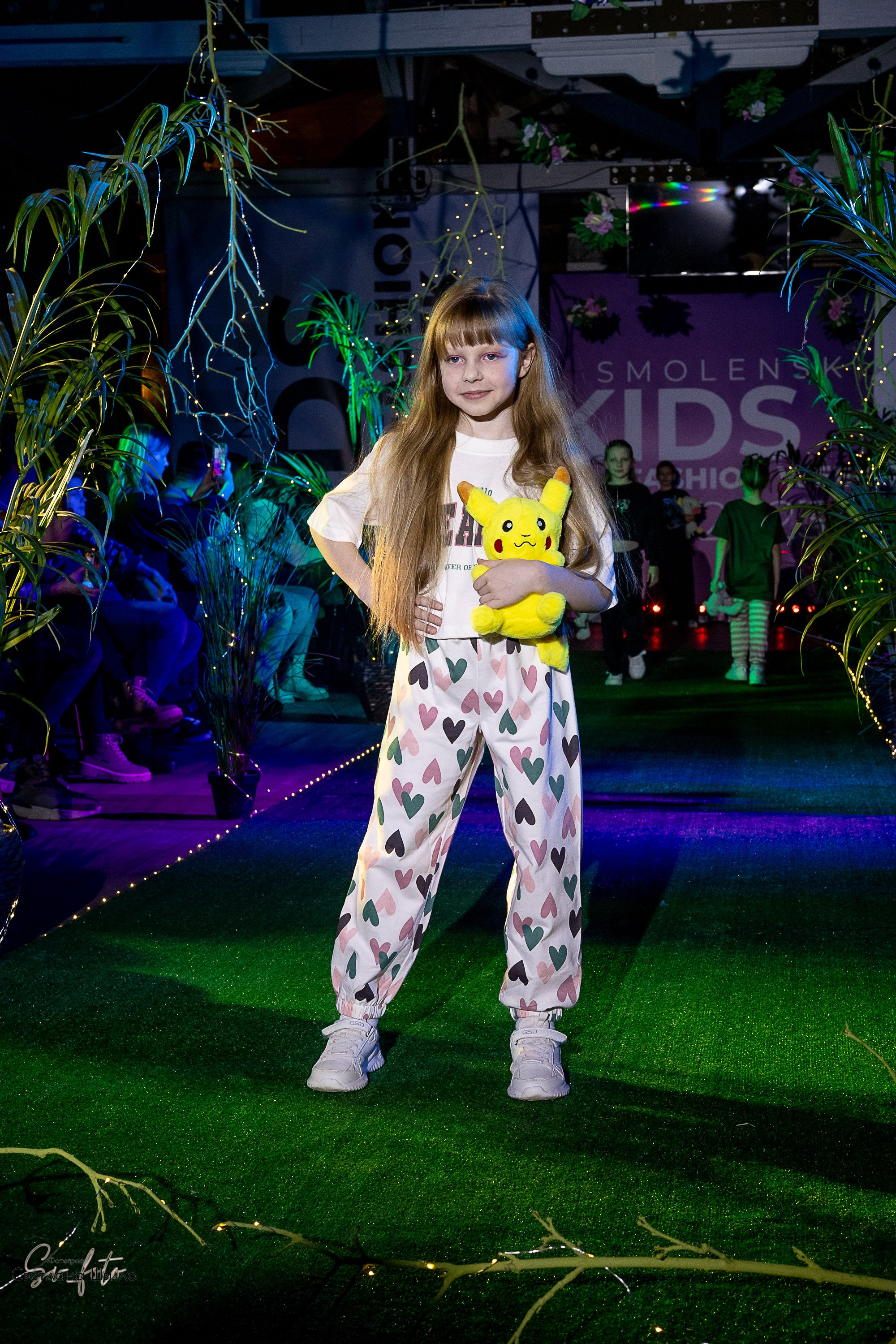 Smolensk Fashion Week_показы_ДЕНЬ 3_ФИНАЛ_Алиса в стране чудес. Главная