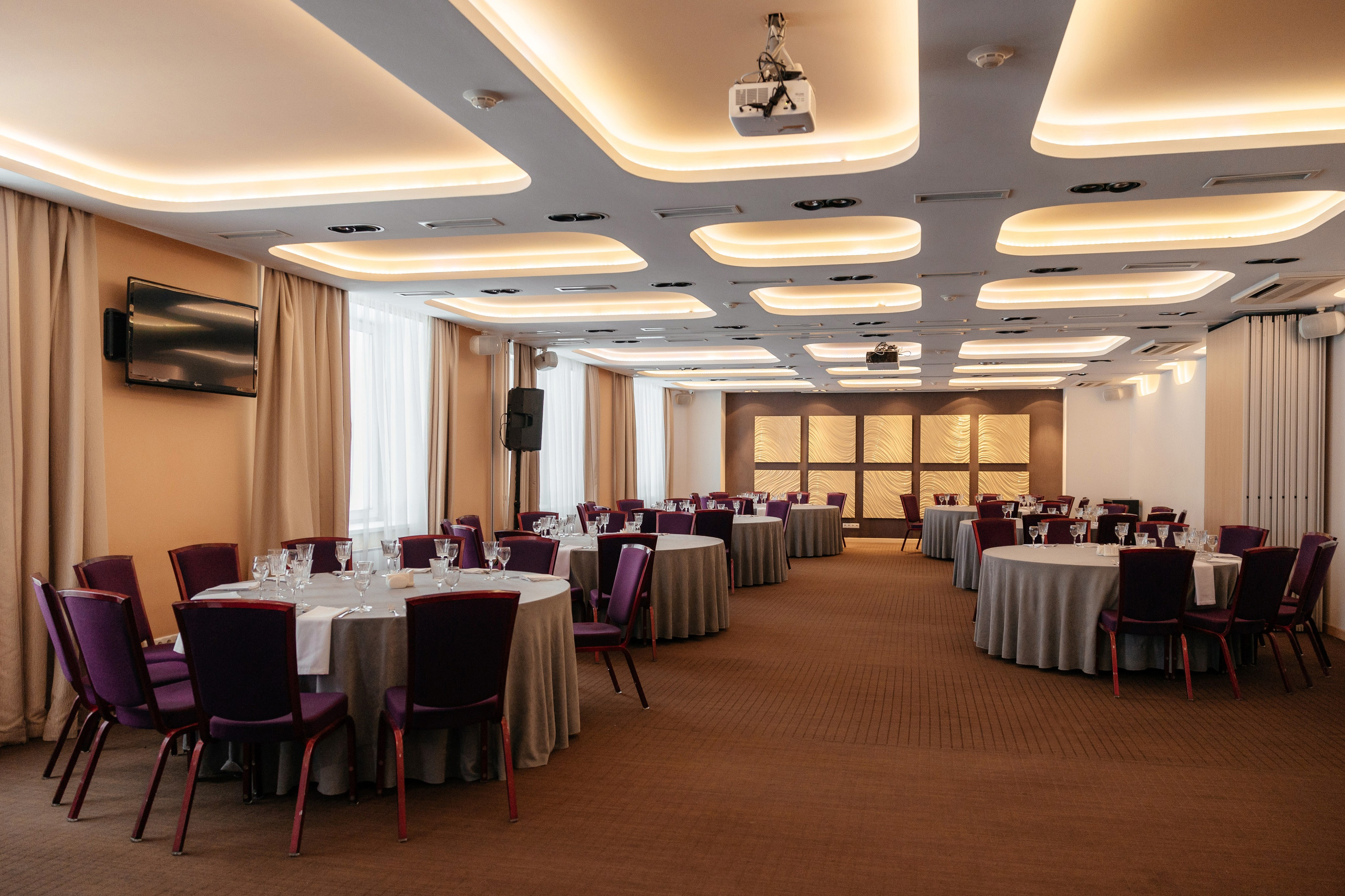 Отель Московская горка, банкетные залы. Фотограф для бизнеса Константин Брусницын в Екатеринбурге