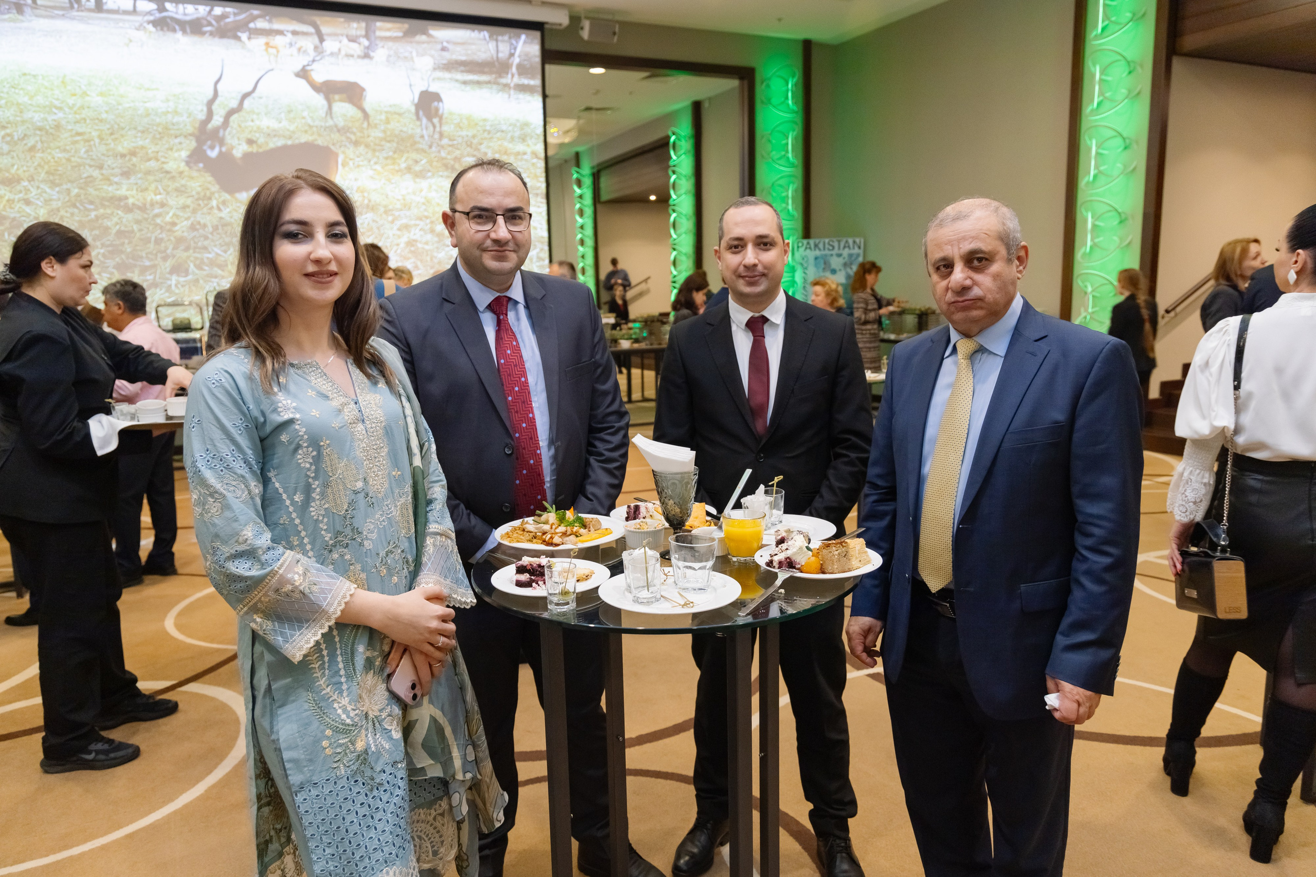 Фотосъемка делегации Пакистана в Беларуси в отеле Марриотт. Свадебный фотограф в Минске/Беларуси Сергей Спиридонов